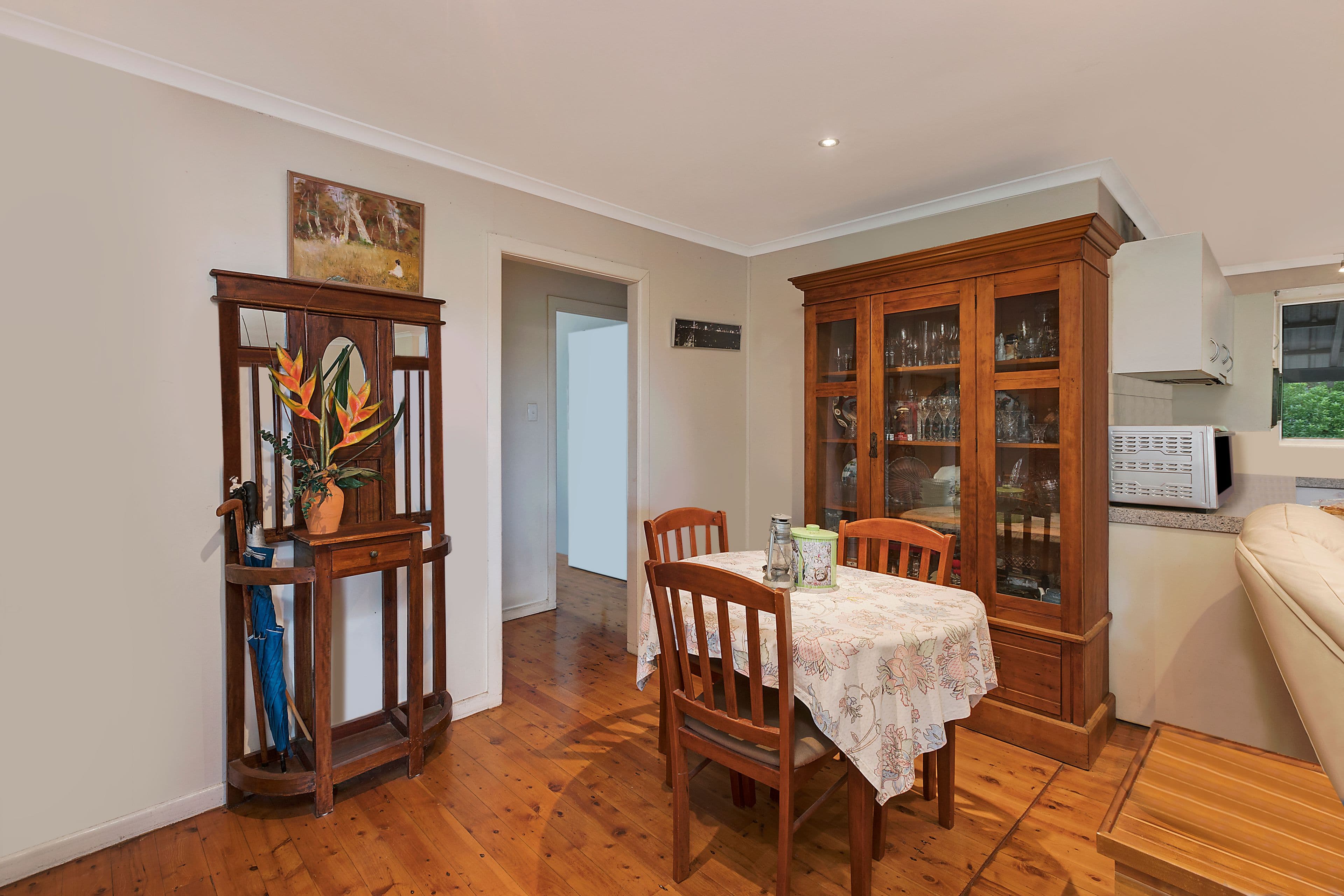 11 Bambarra Street, Southport QLD 4215, Southport - Thumbnail 4