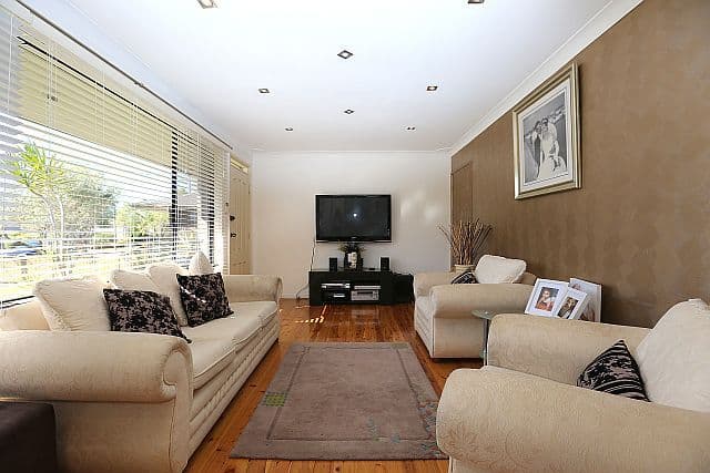 63 Farrell Road, BASS HILL NSW 2197, Bass Hill - Thumbnail 3