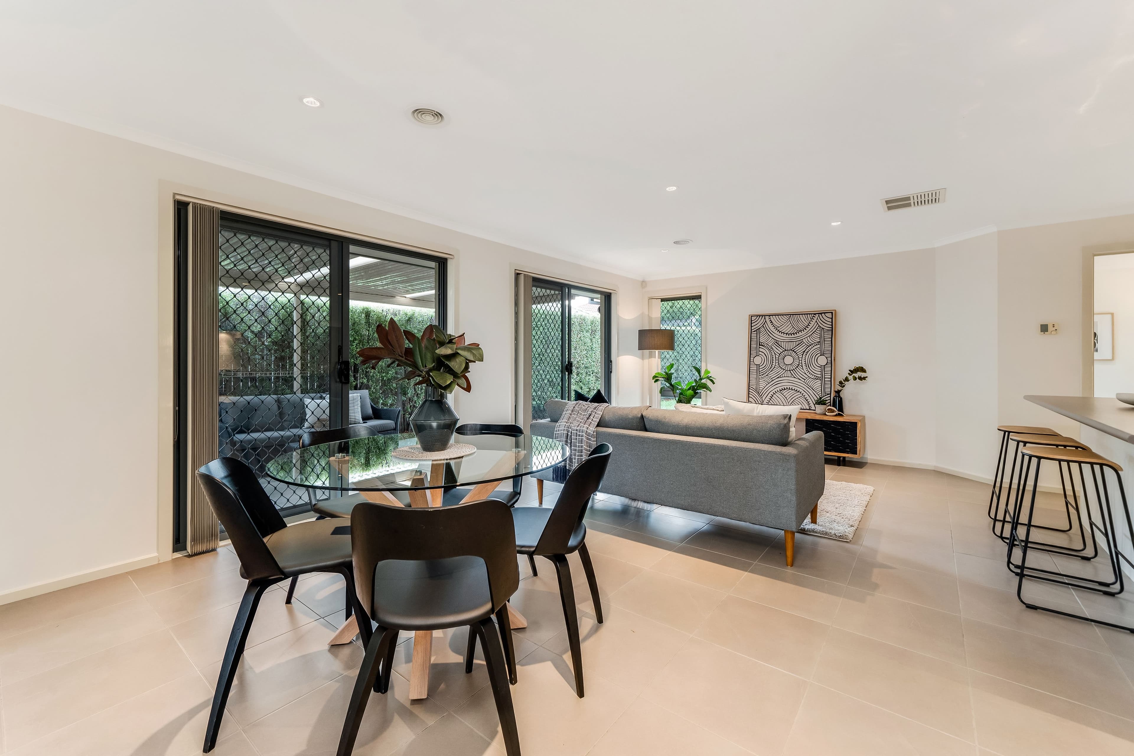 8 Donoghoe Crescent, Queanbeyan East NSW 2620, Queanbeyan East - Thumbnail 8