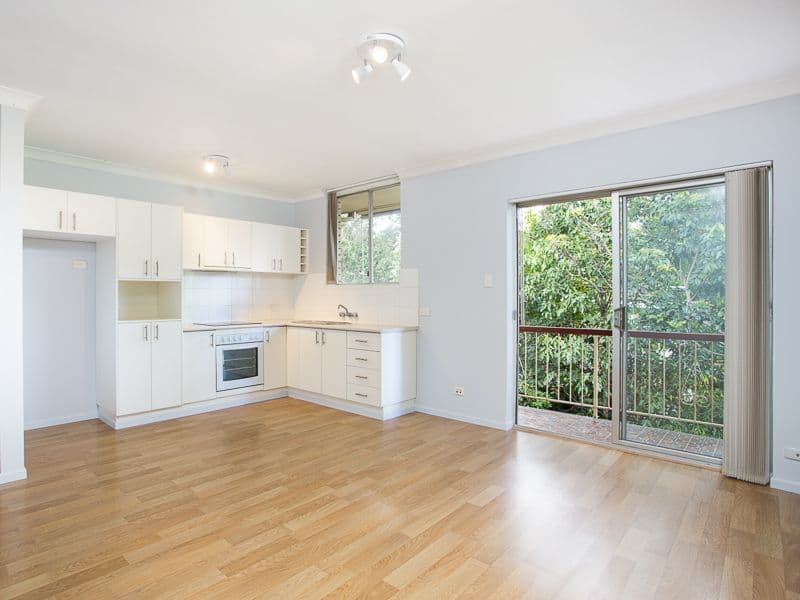 32 Cottell Street, NORMAN PARK QLD 4170, Norman Park - Image 1
