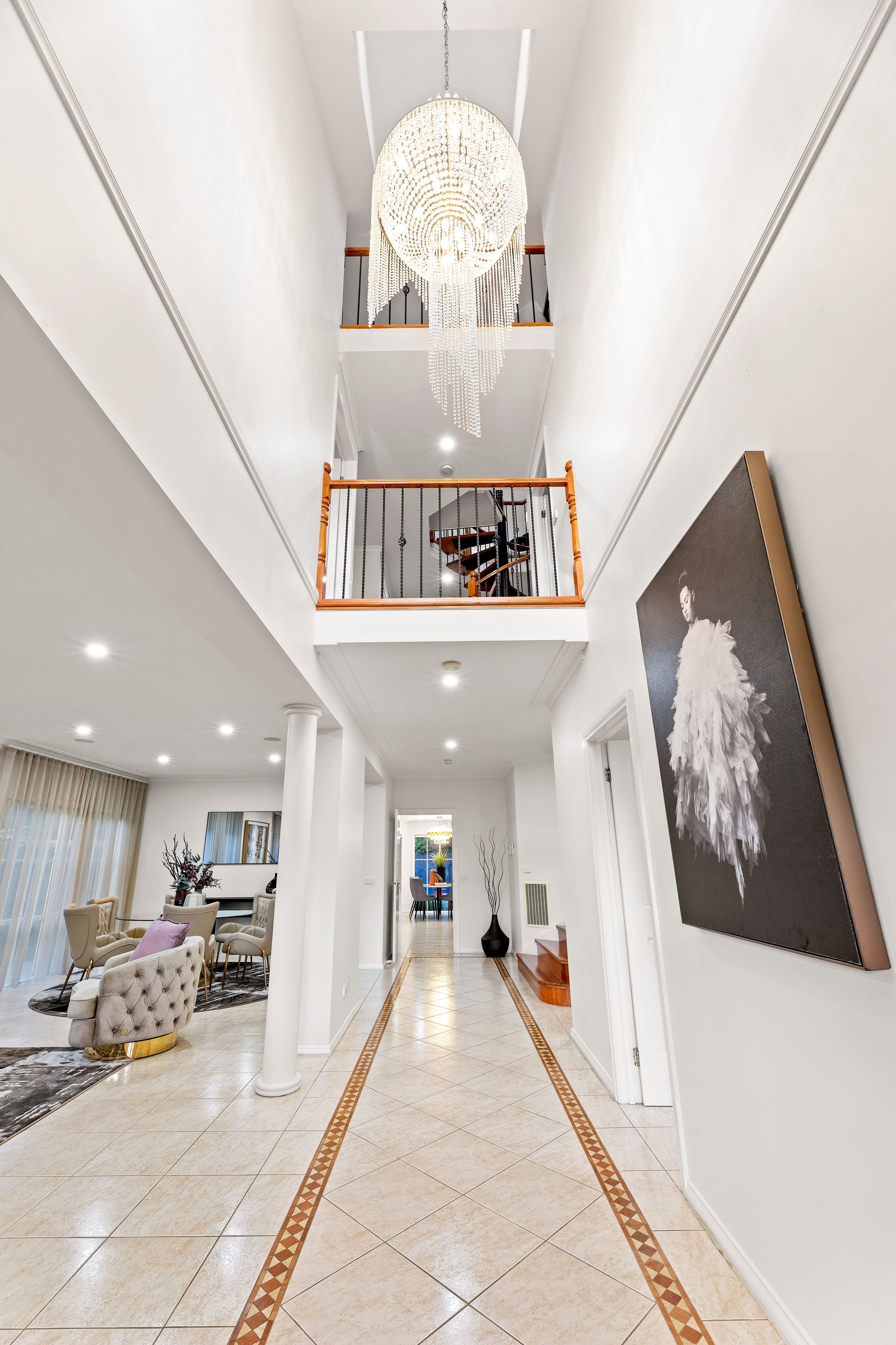 121 Cathies Lane, Wantirna South VIC 3152, Wantirna South - Thumbnail 2