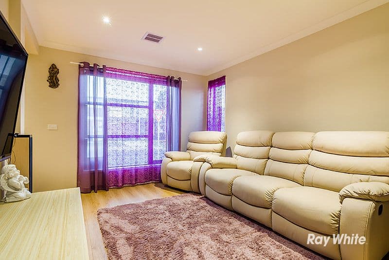 22 Selandra Boulevard, Clyde North VIC 3978, Clyde North - Thumbnail 3