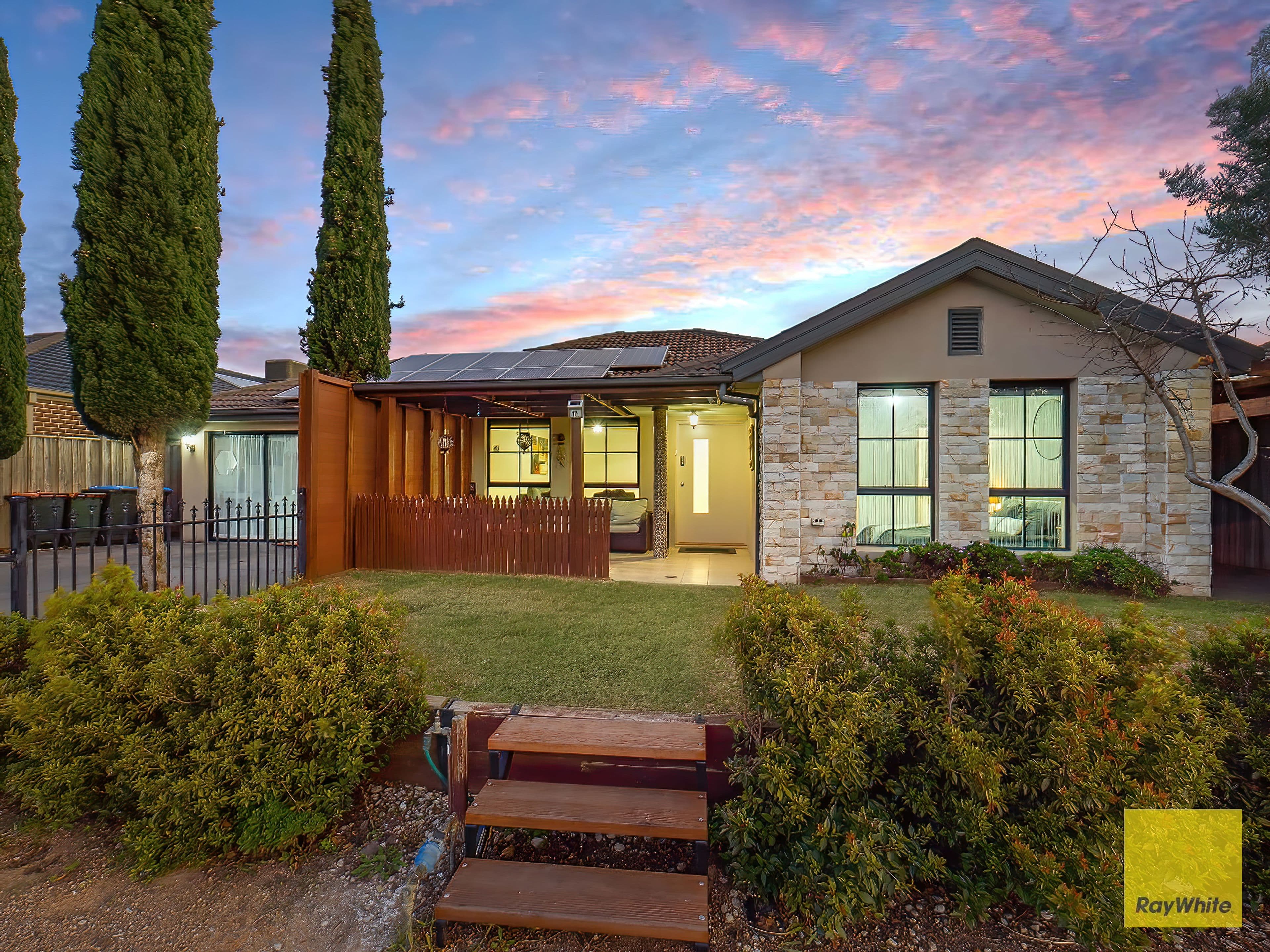 17 Daisy Drive, Point Cook VIC 3030, Point Cook - Thumbnail 3