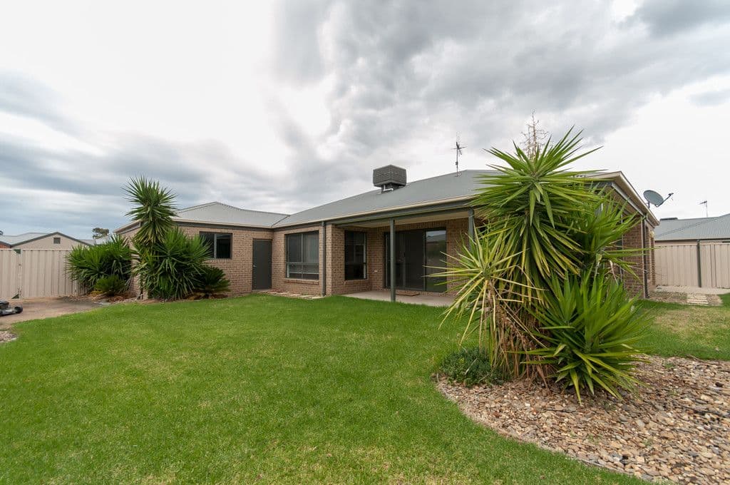 42 Zorro, Yarrawonga VIC 3730, Yarrawonga - Image 1