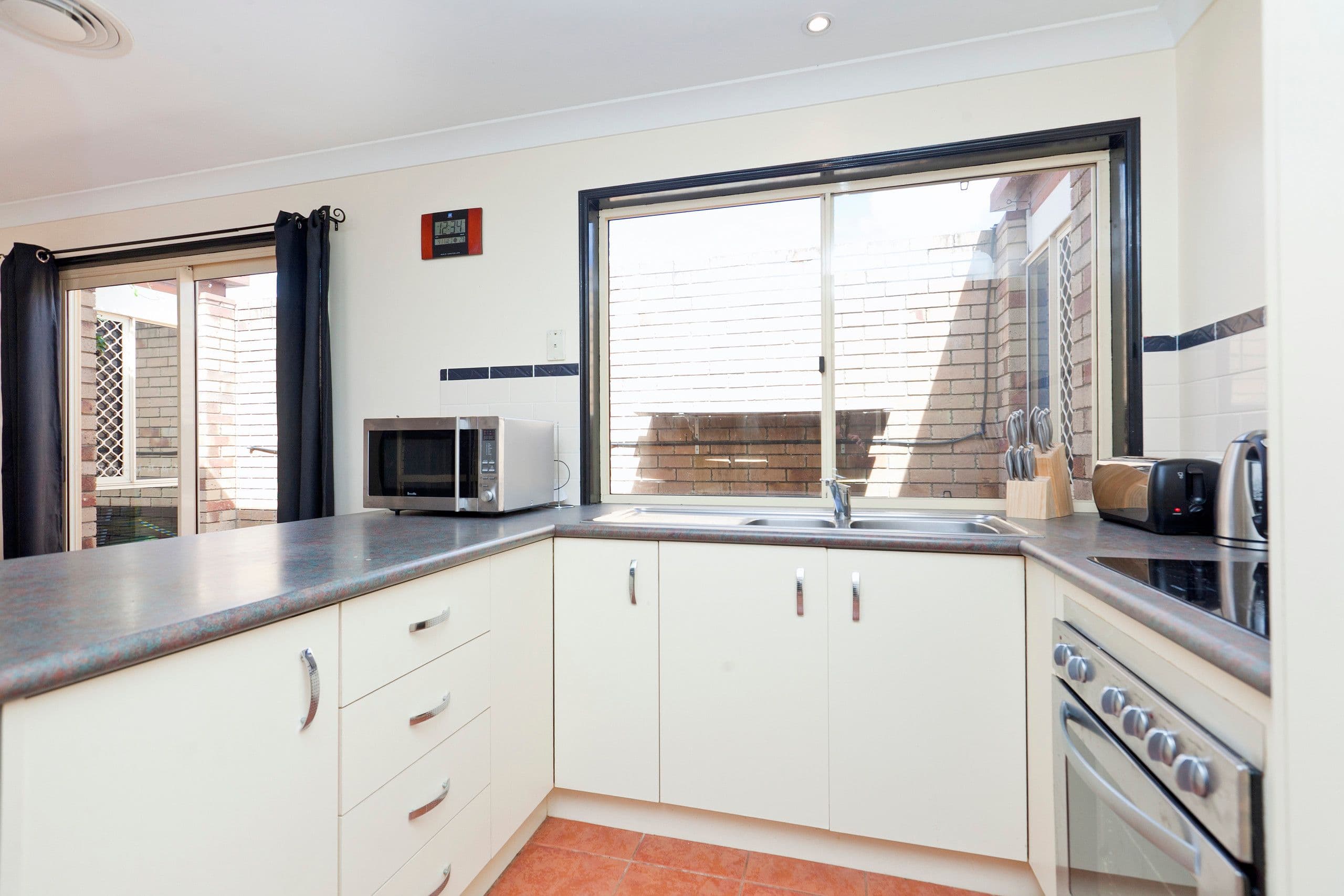 4 Petunia Crescent, Mount Cotton QLD 4165, Mount Cotton - Thumbnail 4