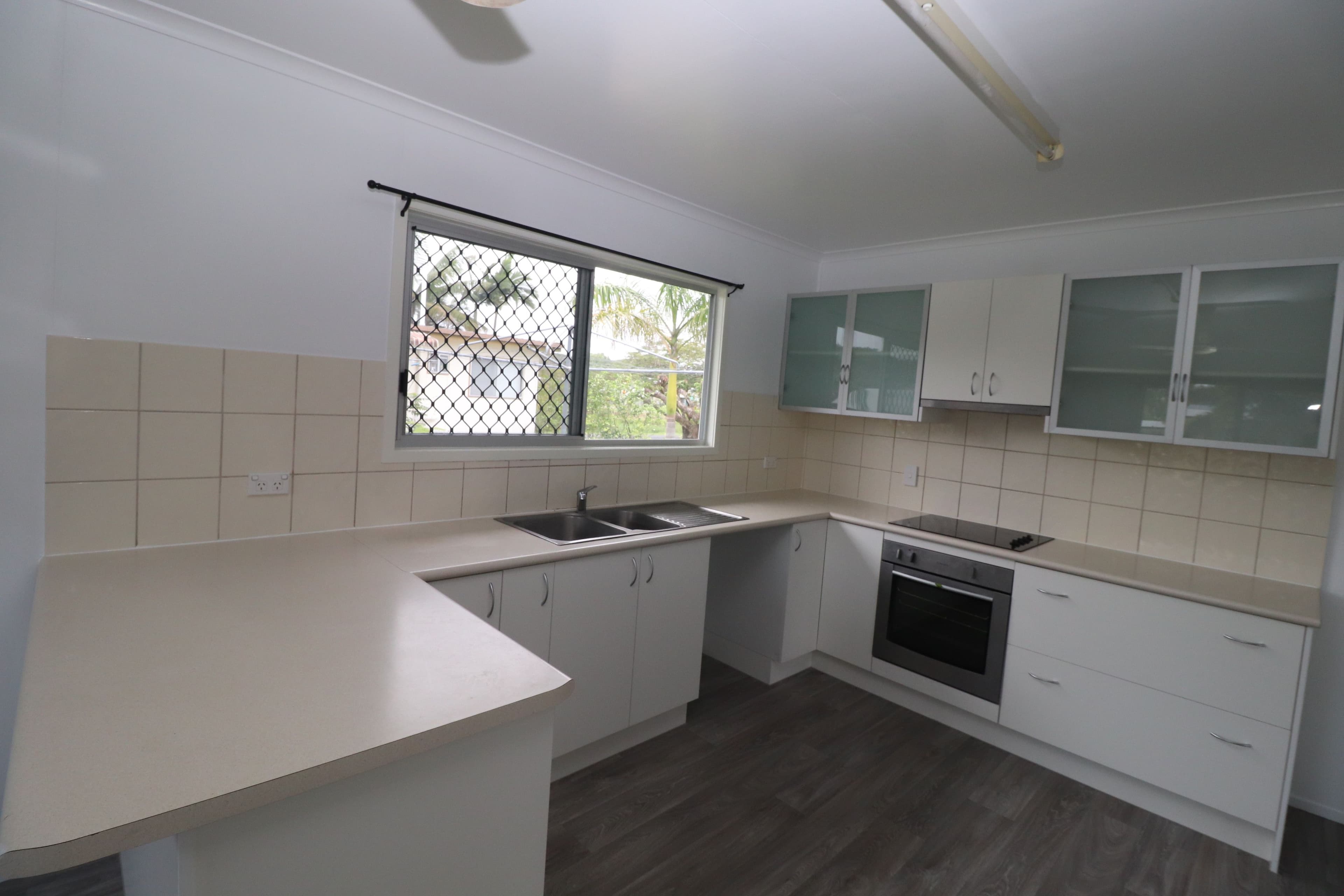 3 MacDonald Street, Ingham QLD 4850, Ingham - Thumbnail 2