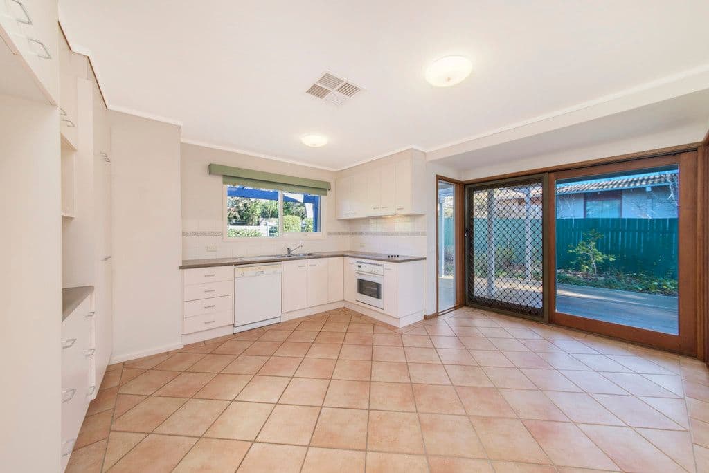 5 Pilbara Place, Fisher ACT 2611, Fisher - Thumbnail 8