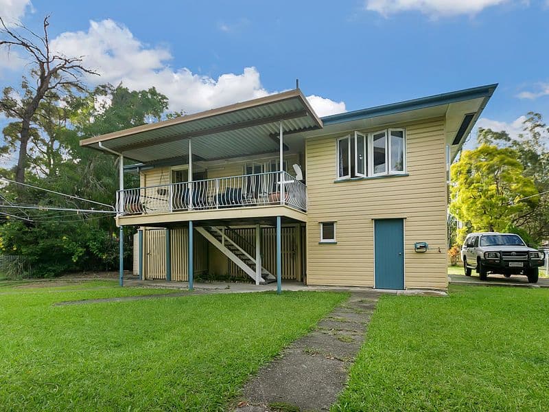 182 Sterculia Avenue, Holland Park West QLD 4121, Holland Park West - Thumbnail 2