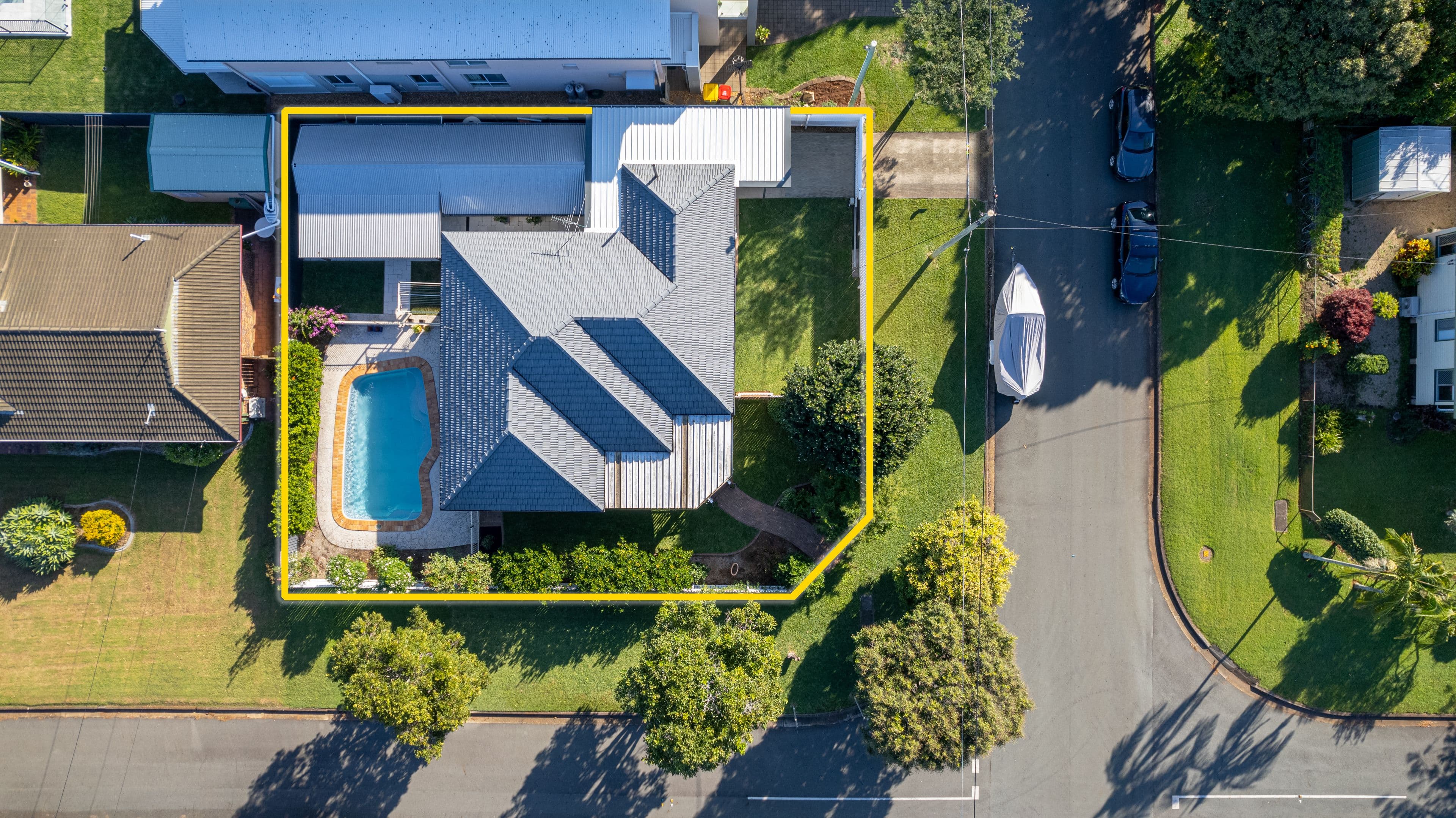 22 Clifford Street, Woody Point QLD 4019, Woody Point - Thumbnail 2