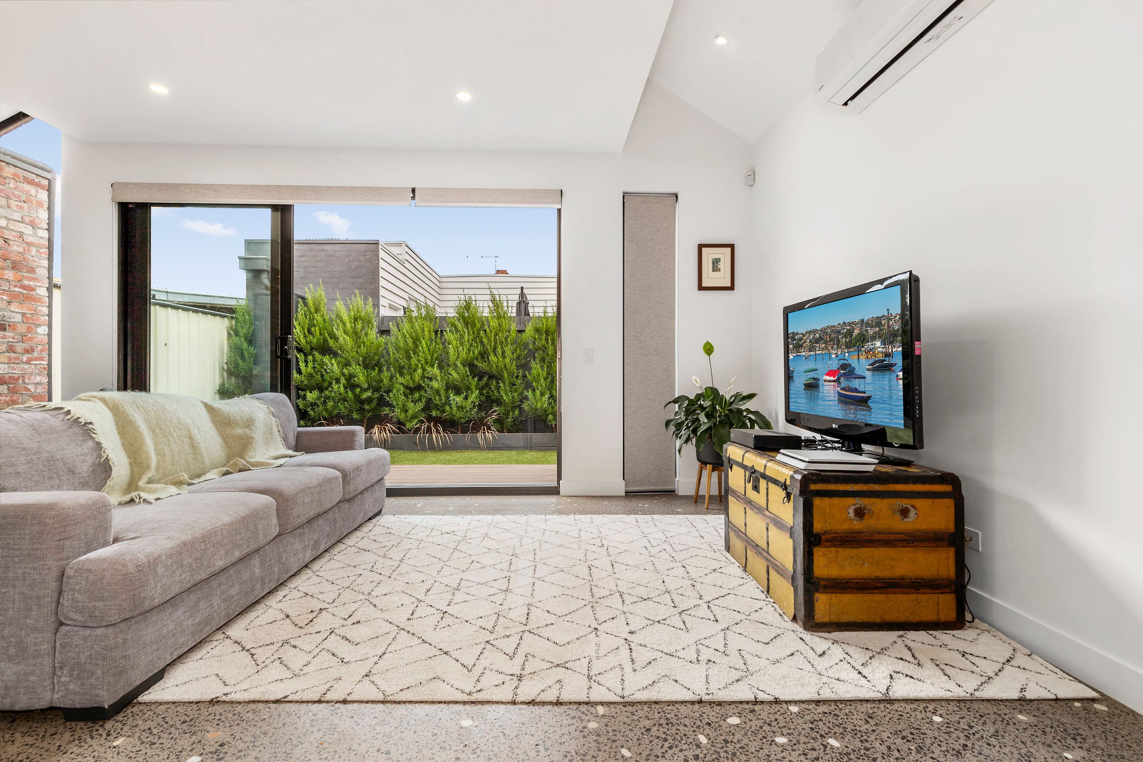15 Lily Street, Seddon VIC 3011, Seddon - Thumbnail 2