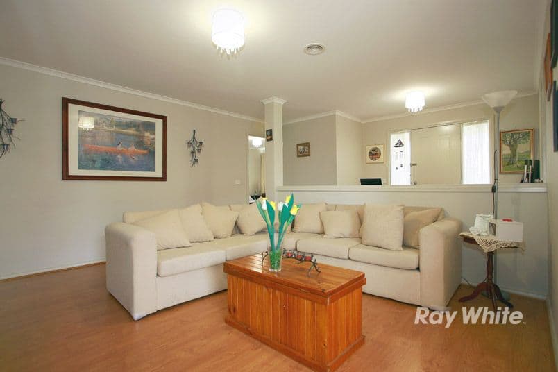 5 Aztec Place, CRANBOURNE VIC 3977, Cranbourne - Thumbnail 2