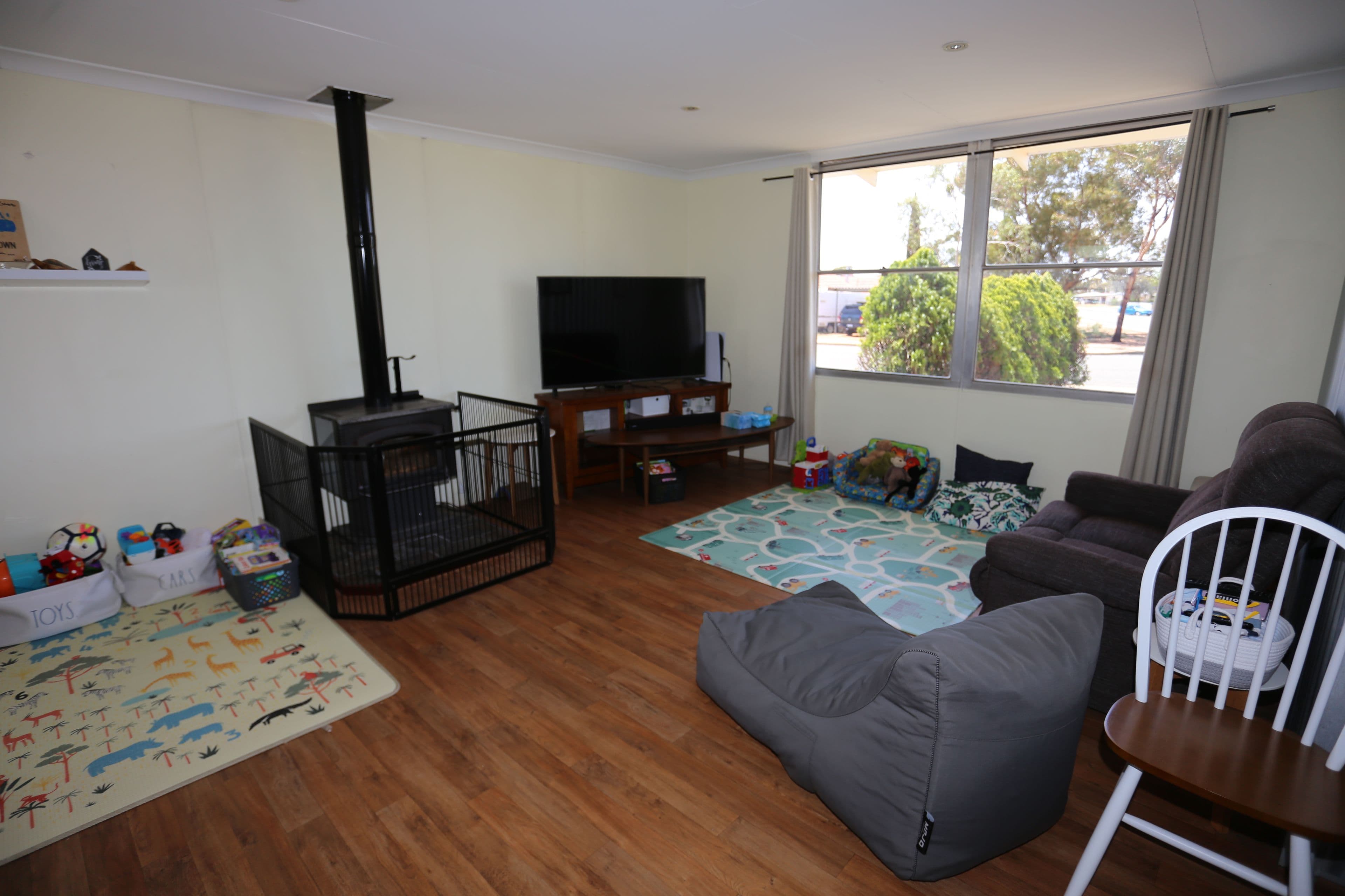 13 Grevillea Crescent, Kambalda West WA 6442, Kambalda West - Thumbnail 2
