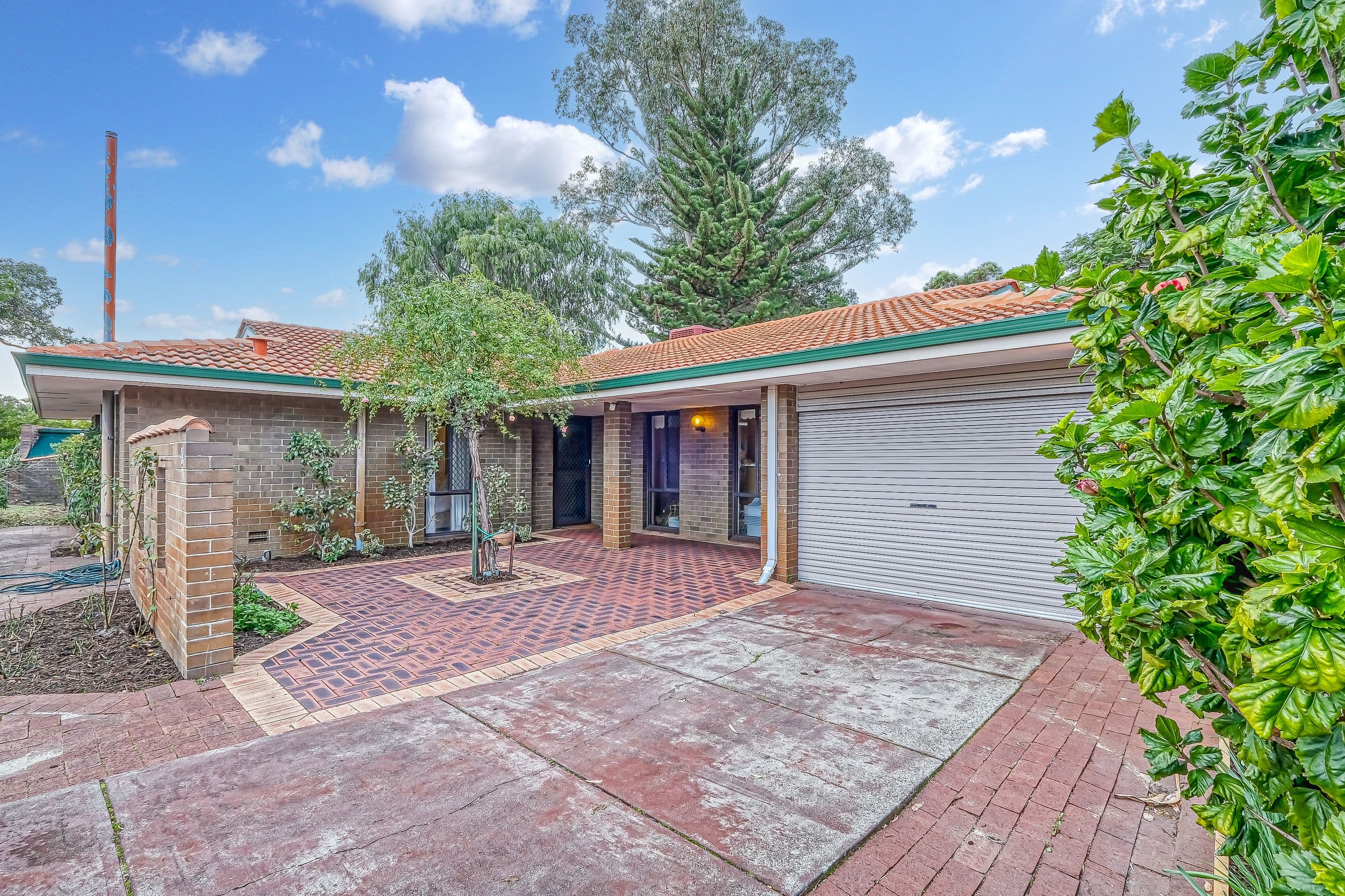 4 Lachlan Road, Thornlie WA 6108, Thornlie - Thumbnail 3