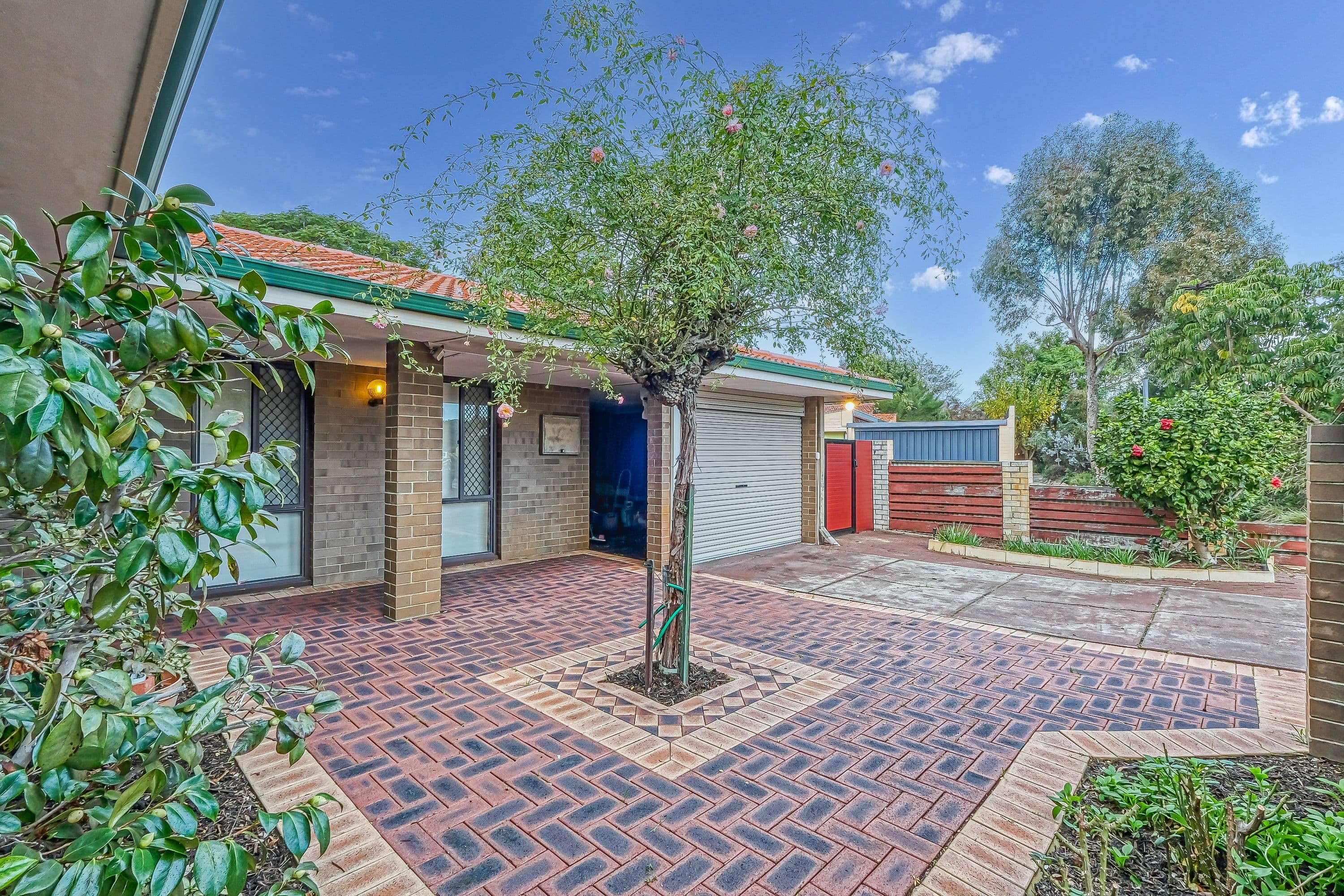4 Lachlan Road, Thornlie WA 6108, Thornlie - Thumbnail 4