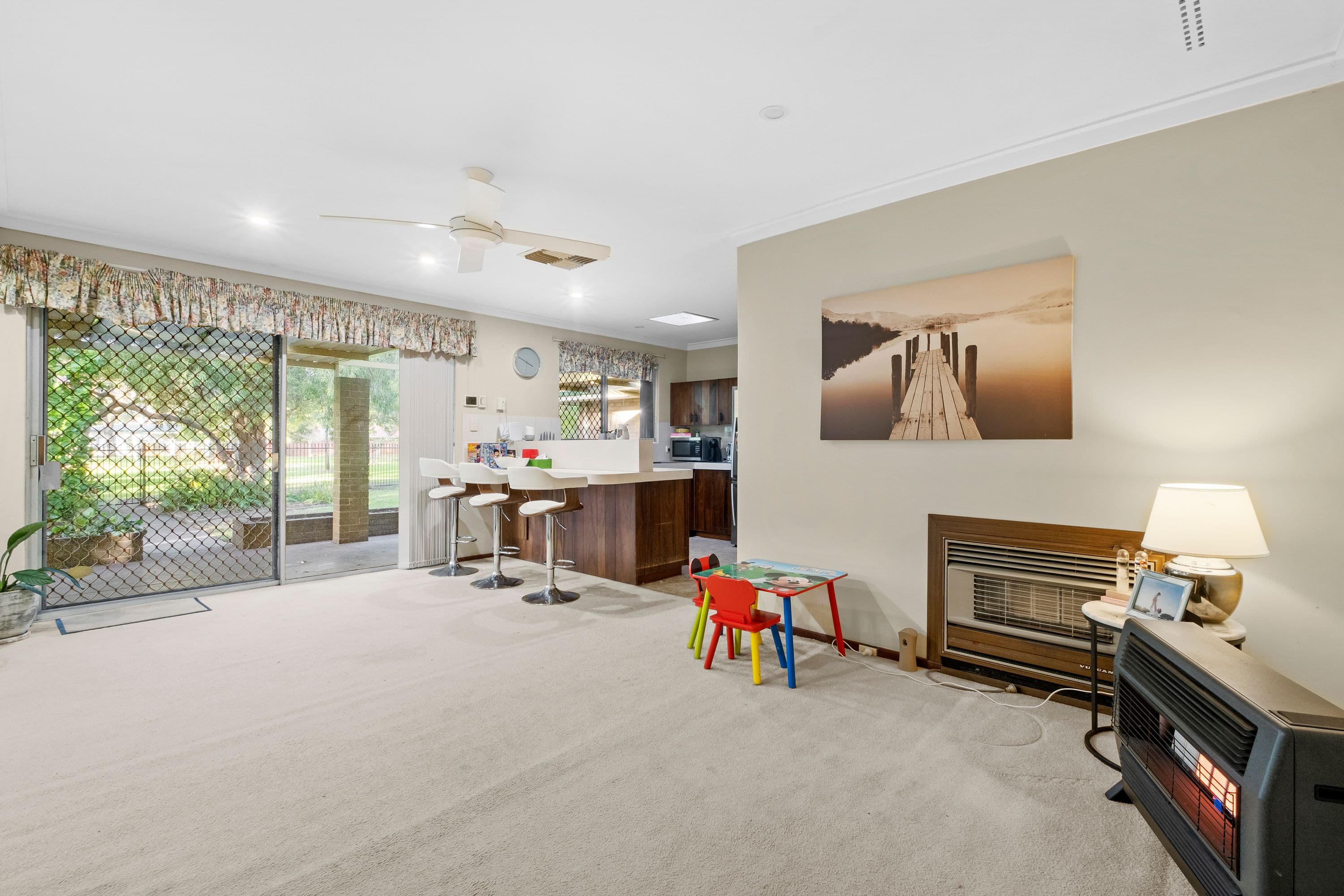 4 Lachlan Road, Thornlie WA 6108, Thornlie - Thumbnail 8