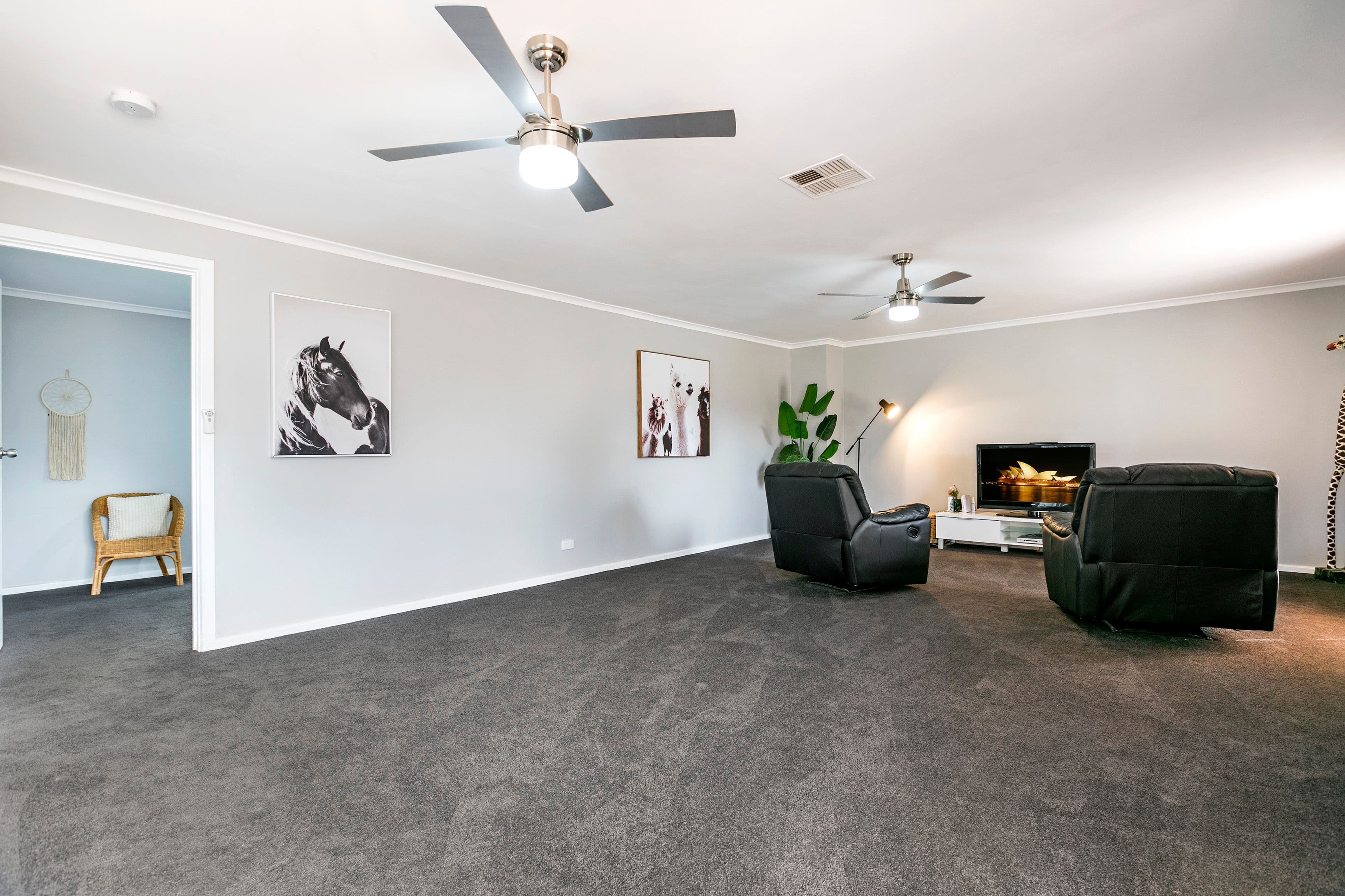 24 Pauline Drive, Surrey Downs SA 5126, Surrey Downs - Thumbnail 4