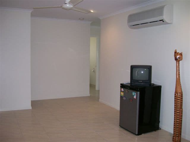 5 Mulcahy Crescent, EIMEO QLD 4740, Eimeo - Thumbnail 4