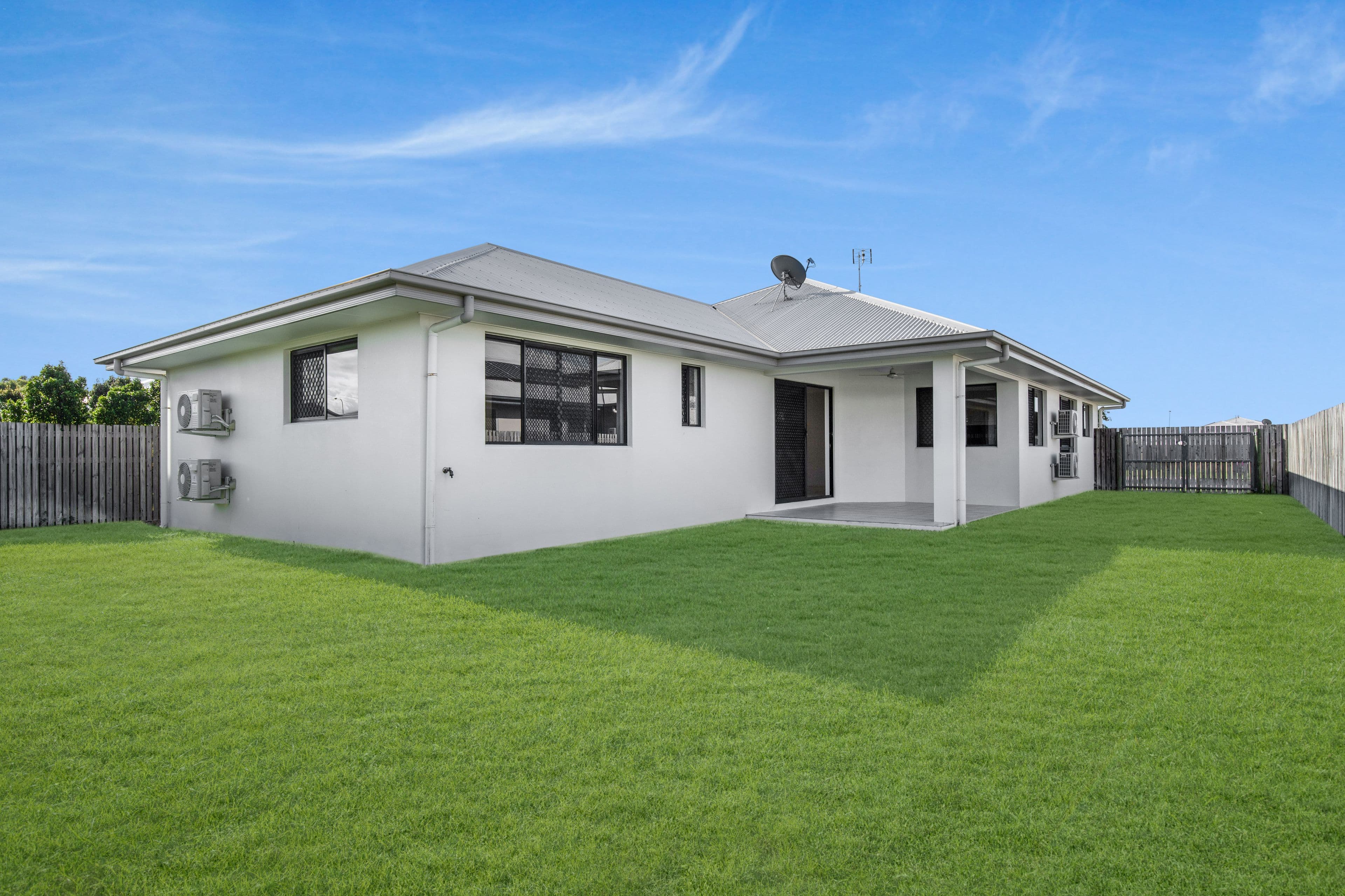 76 Sunhaven Boulevard, Burdell QLD 4818, Burdell - Thumbnail 8