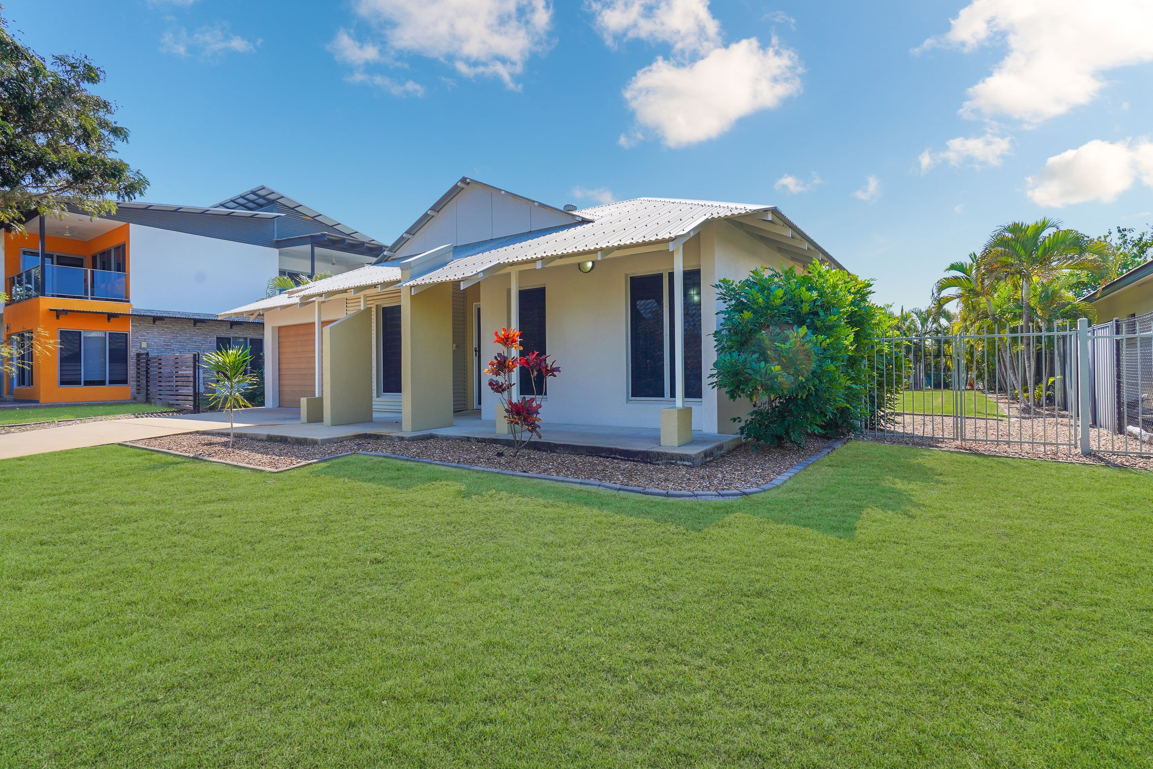 13 Blackburn Street, Muirhead NT 0810, Muirhead - Thumbnail 2