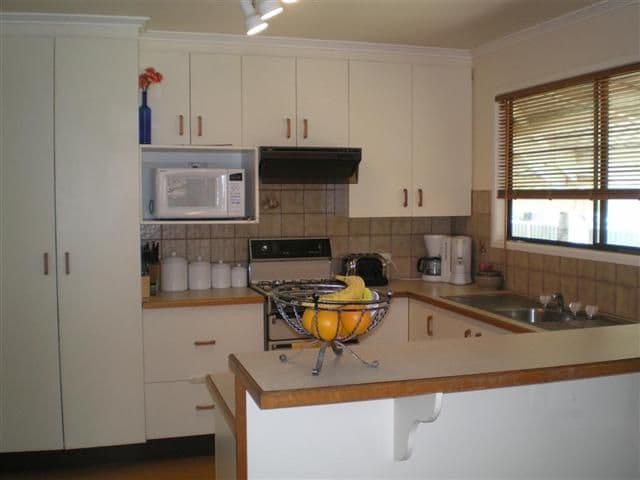 1 Koy Street, ROMA QLD 4455, Roma - Thumbnail 2