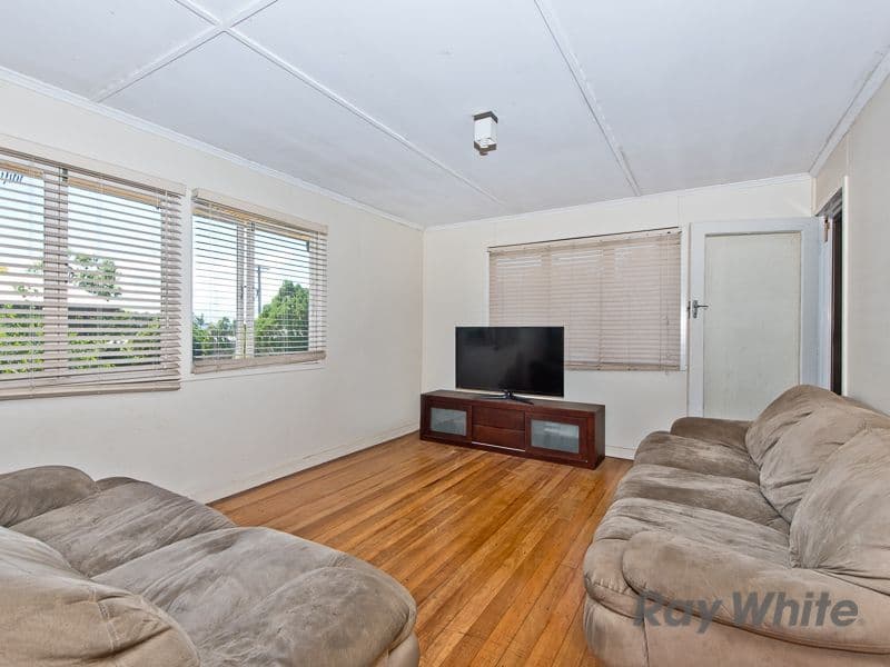 23 Lynette Street, Bracken Ridge QLD 4017, Bracken Ridge - Thumbnail 2