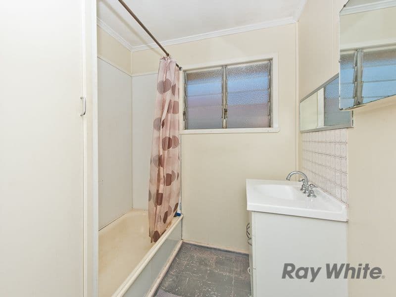 23 Lynette Street, Bracken Ridge QLD 4017, Bracken Ridge - Thumbnail 4