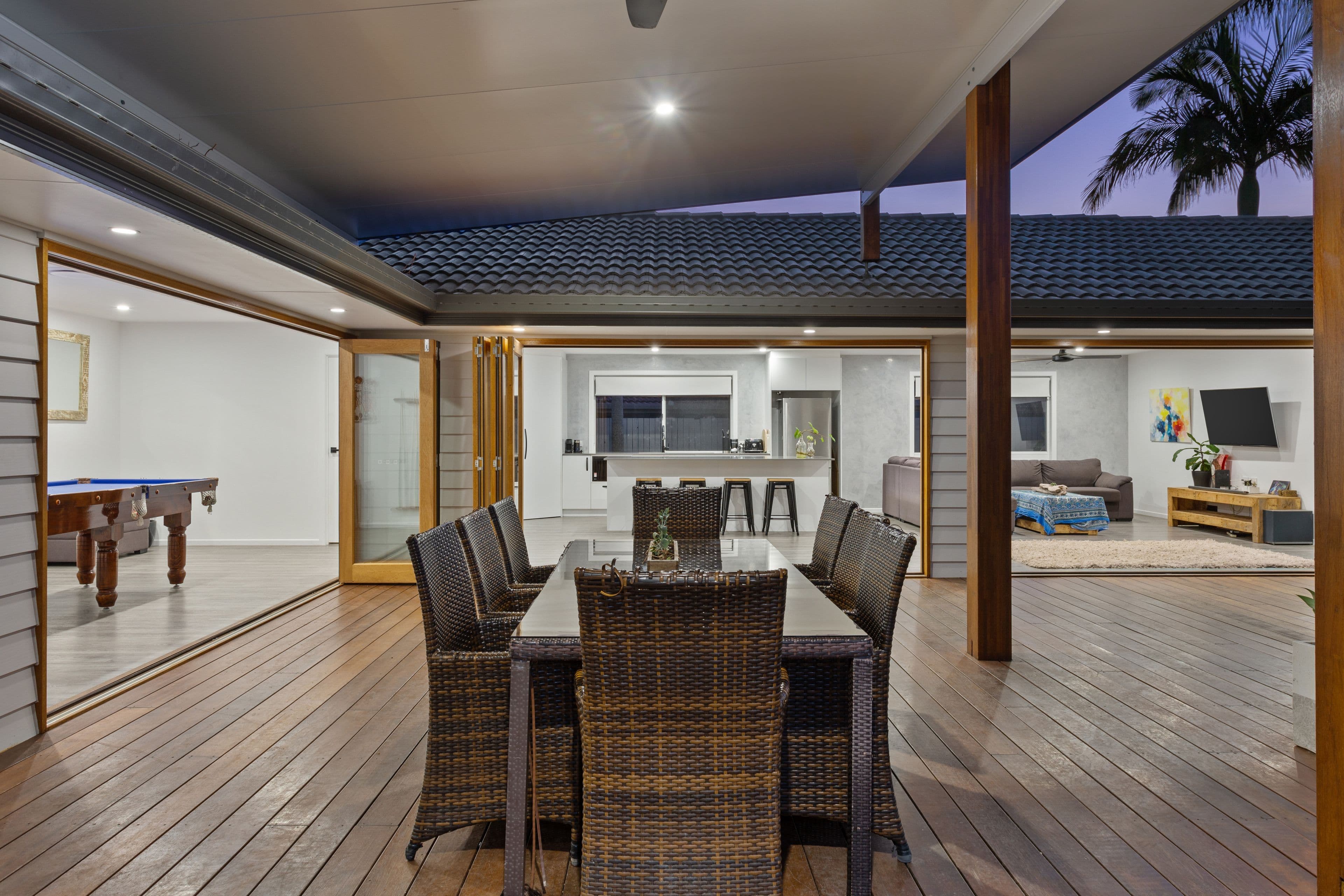 8 Mackay Place, Burleigh Waters QLD 4220, Burleigh Waters - Thumbnail 2
