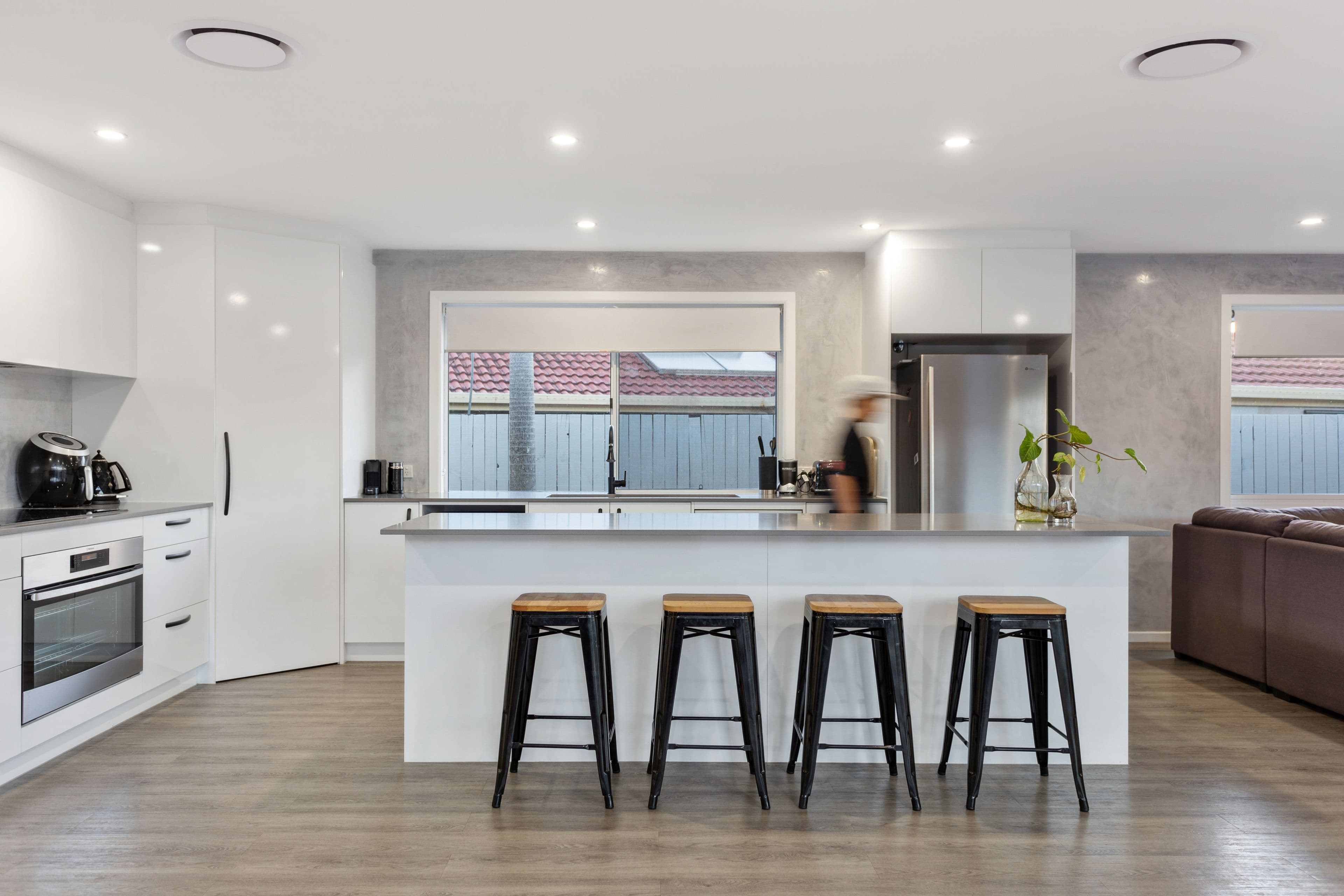 8 Mackay Place, Burleigh Waters QLD 4220, Burleigh Waters - Thumbnail 3