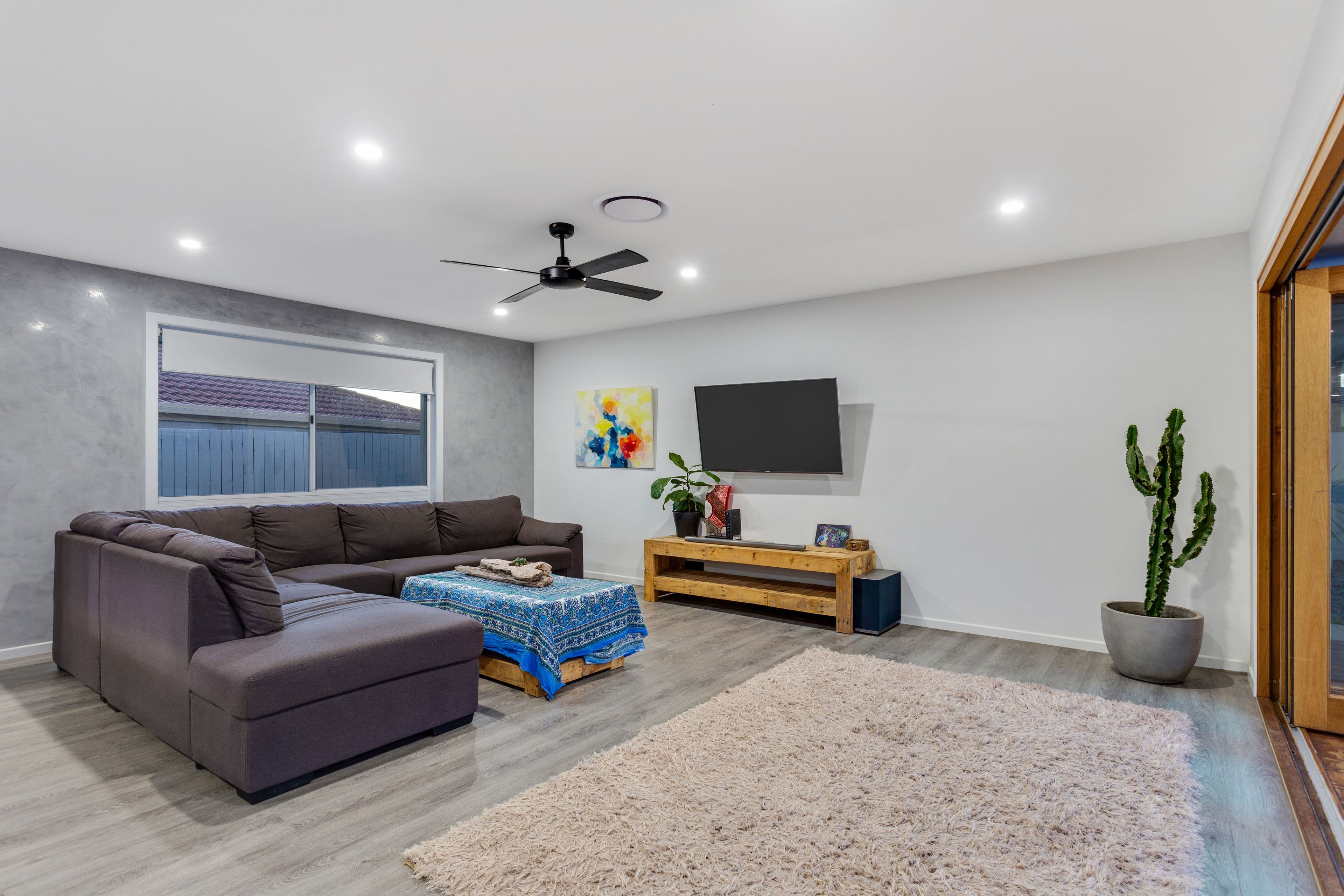 8 Mackay Place, Burleigh Waters QLD 4220, Burleigh Waters - Thumbnail 5