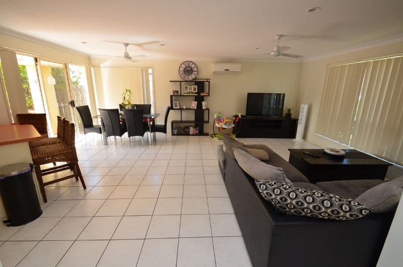 107 Arundel Drive, Arundel QLD 4214, Arundel - Thumbnail 3