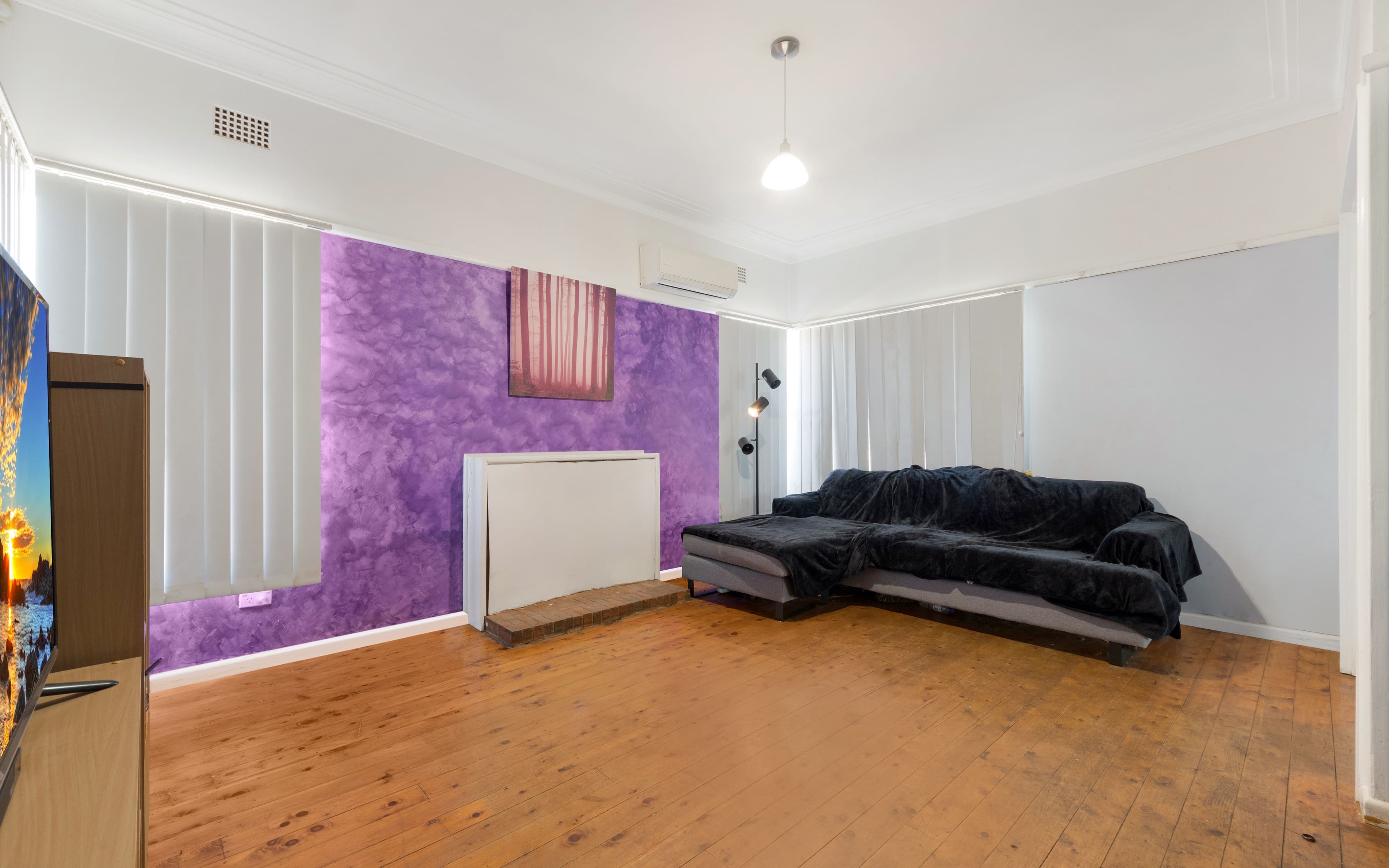 4 Lachlan Place, Campbelltown NSW 2560, Campbelltown - Thumbnail 3