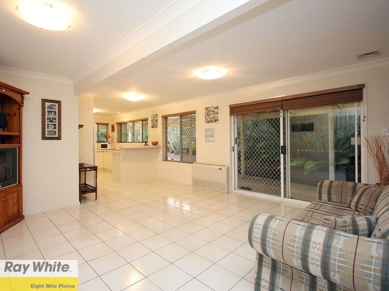 17 Googie Crescent, Eight Mile Plains QLD 4113, Eight Mile Plains - Thumbnail 5