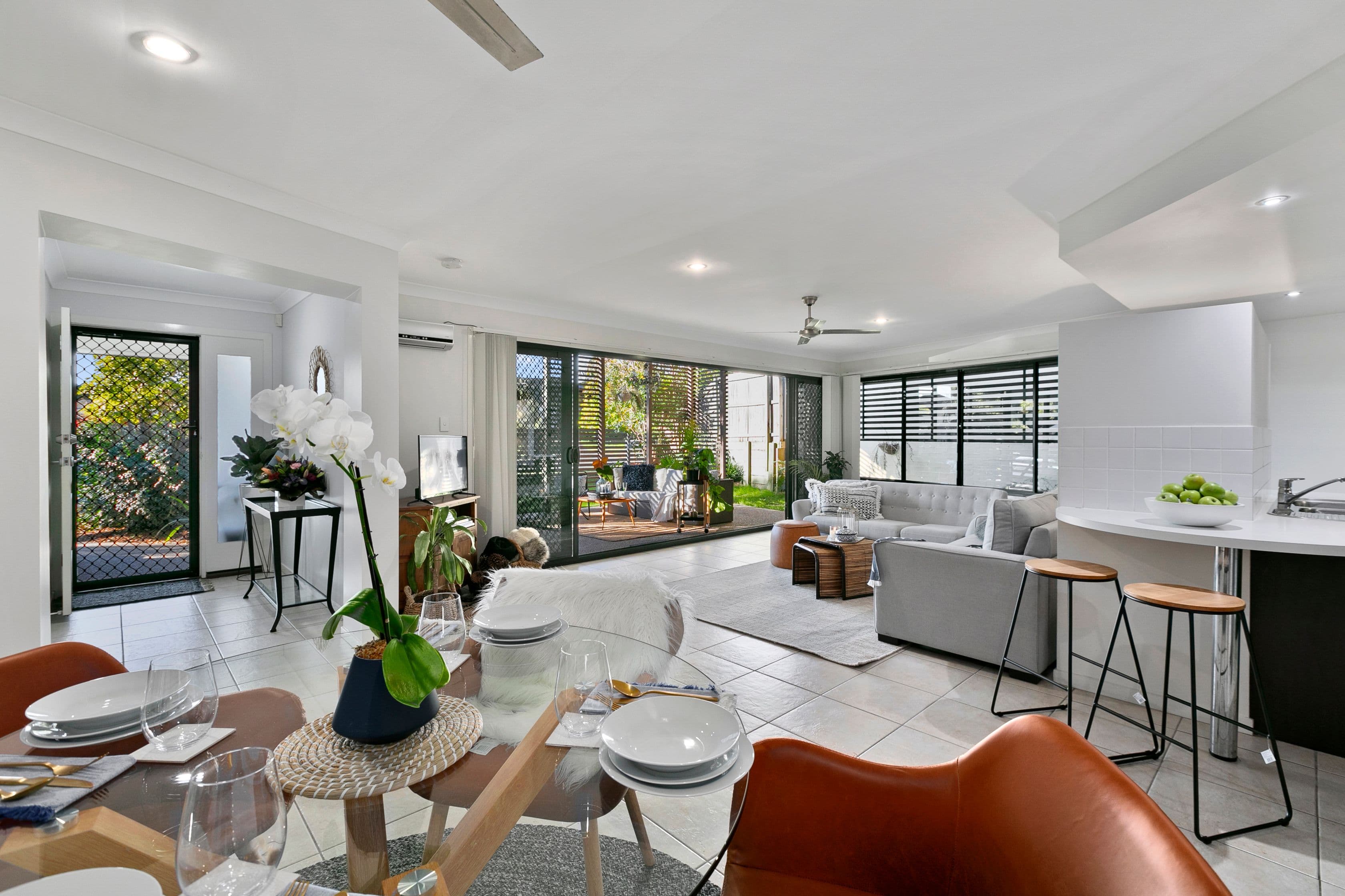 11 Serene Place, Birkdale QLD 4159, Birkdale - Image 1
