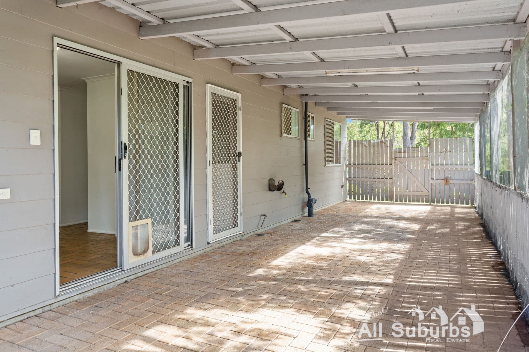 15 Barakee Street, Crestmead, QLD 4132, Crestmead - Thumbnail 3