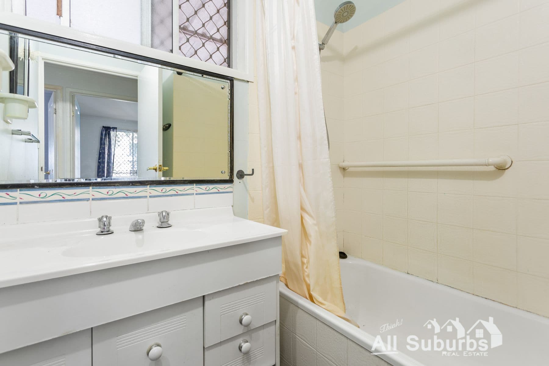 15 Barakee Street, Crestmead, QLD 4132, Crestmead - Thumbnail 7