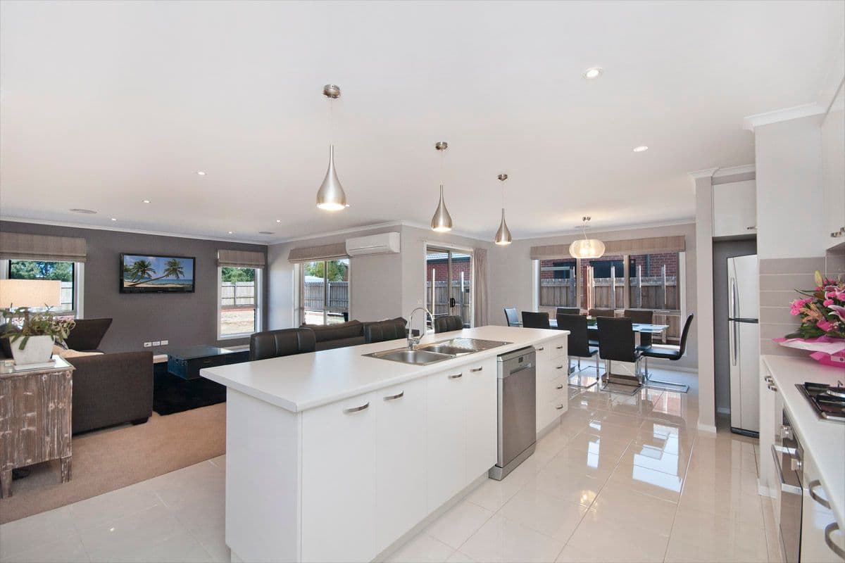 37 Boston Drive, Warrnambool VIC 3280, Warrnambool - Thumbnail 3