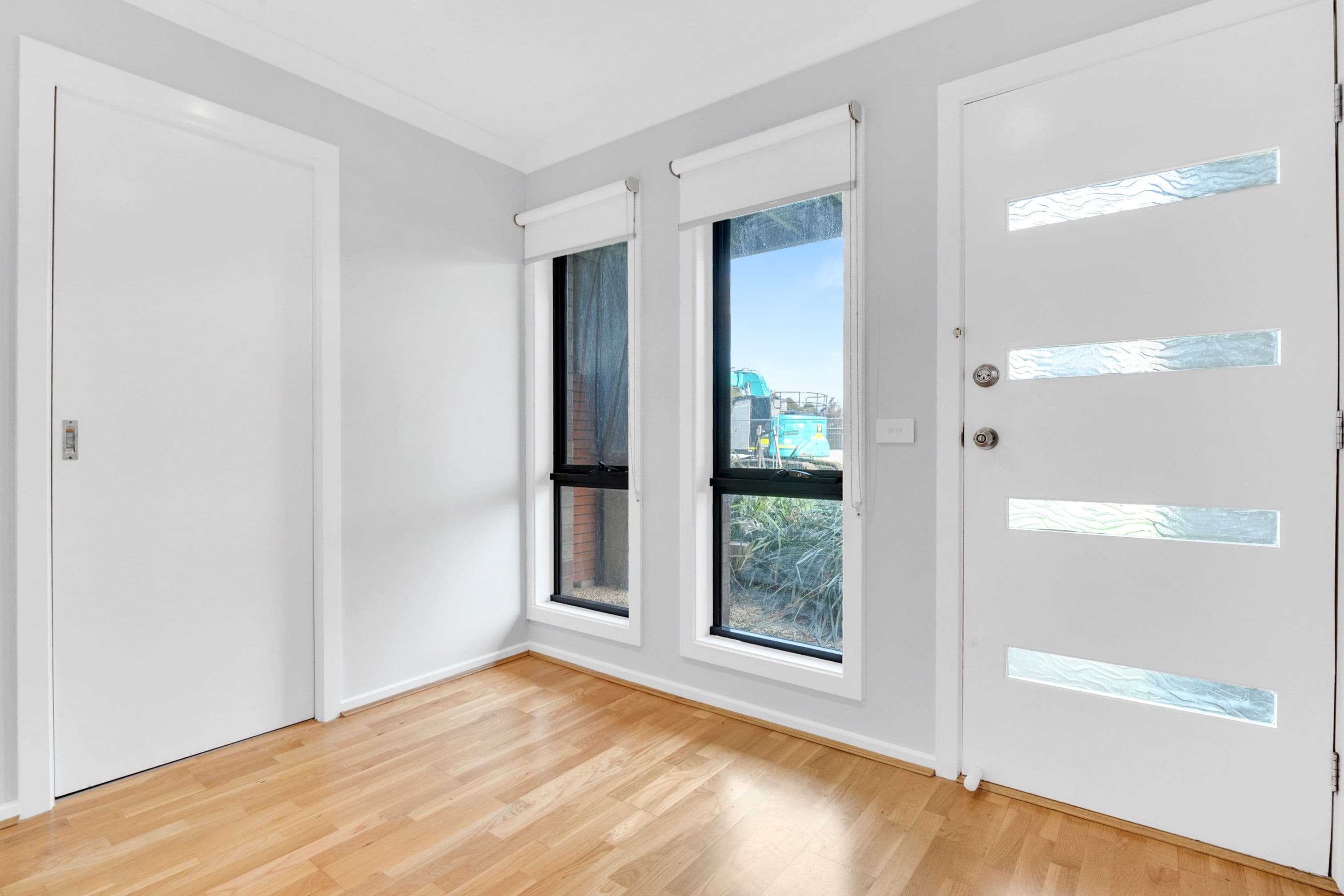8 Moresby Court, Craigieburn VIC 3064, Craigieburn - Thumbnail 2