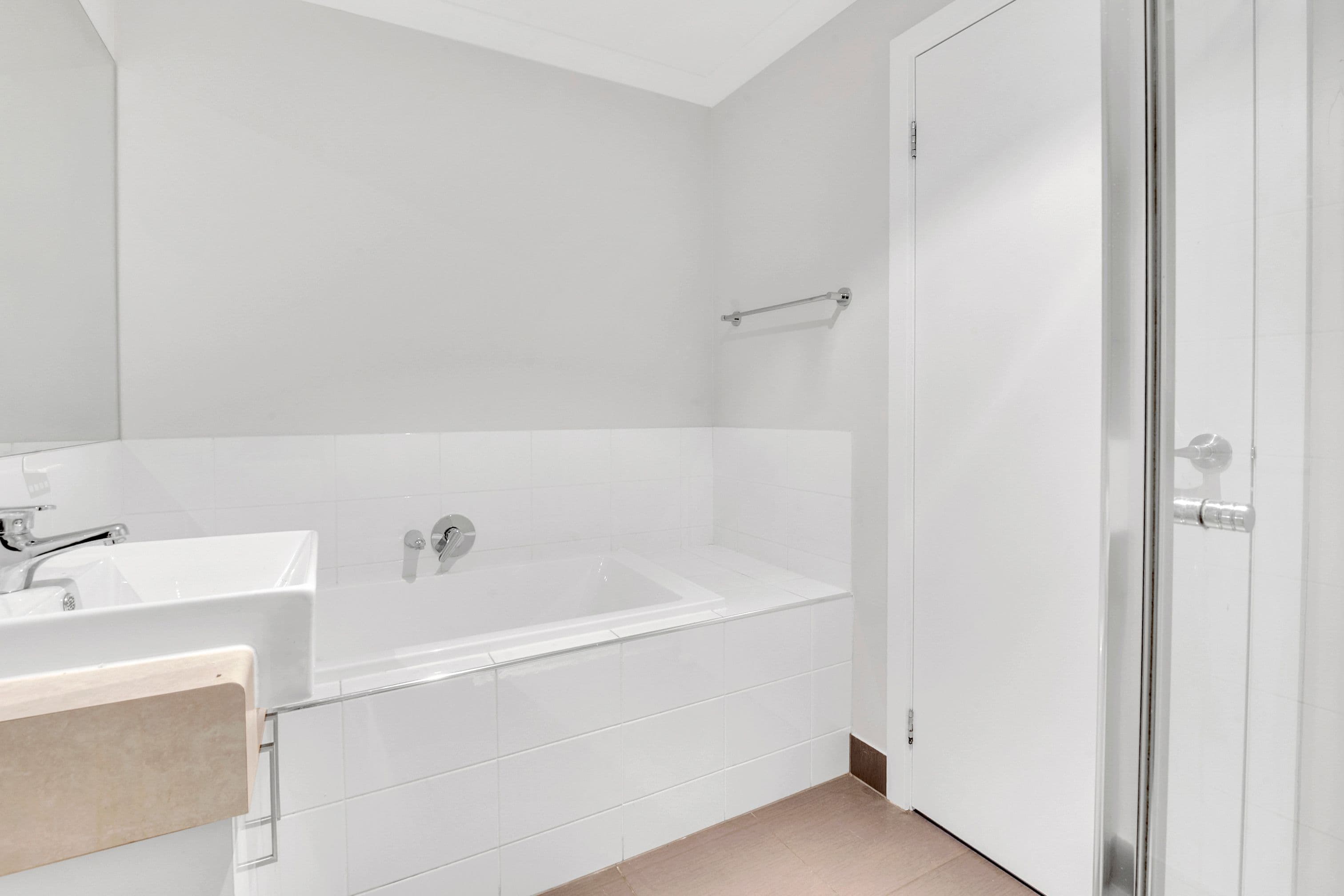 8 Moresby Court, Craigieburn VIC 3064, Craigieburn - Thumbnail 8