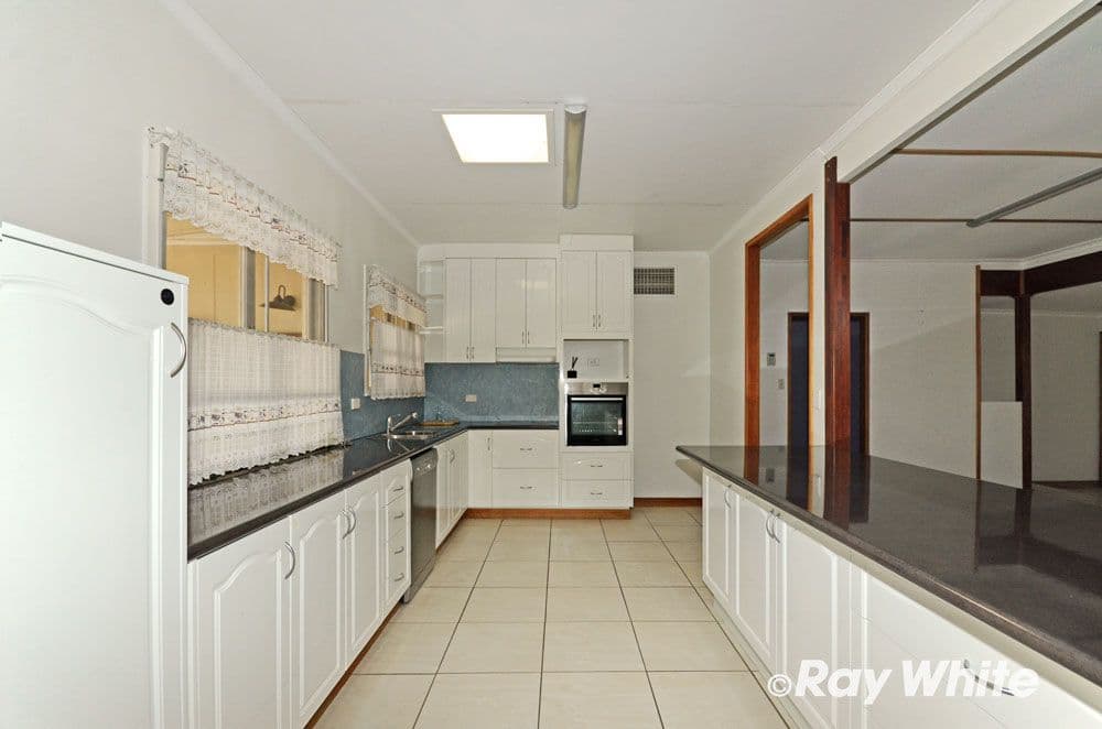 16 Kroombit Street, Biloela QLD 4715, Biloela - Thumbnail 4