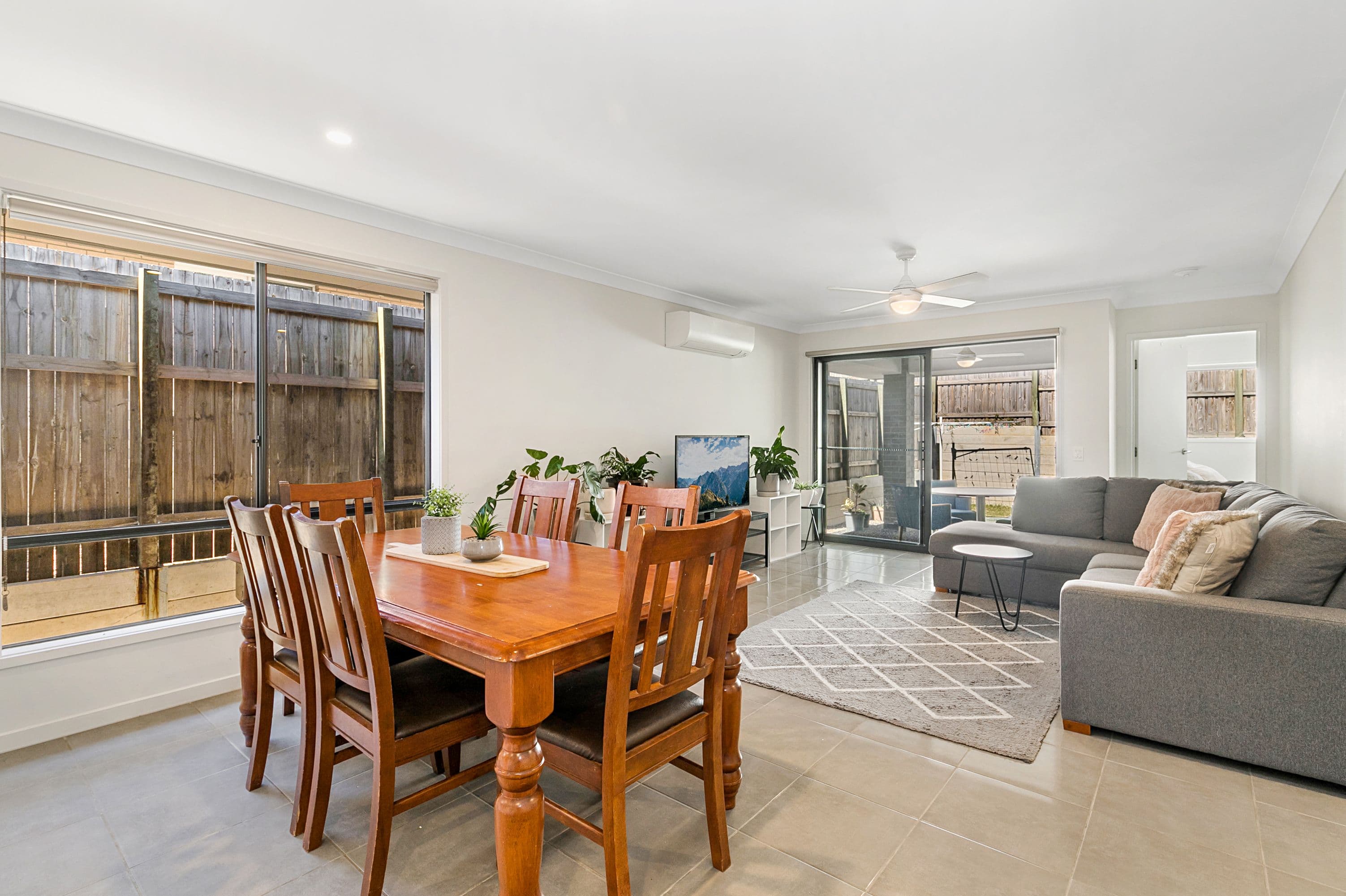 15 Wisteria Street, Ellen Grove QLD 4078, Ellen Grove - Thumbnail 2