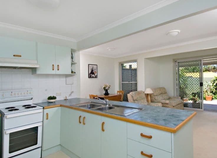 Unit 2 'Centaur Place' 50 Omrah Avenue, CALOUNDRA QLD 4551, Caloundra - Thumbnail 5