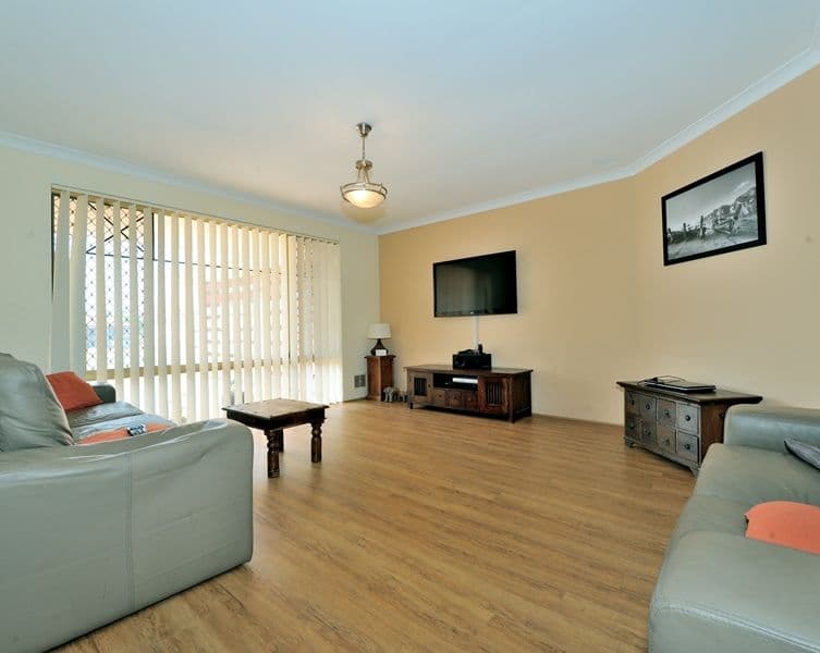 20 Elanora Drive, COOLOONGUP WA 6168, Cooloongup - Thumbnail 6