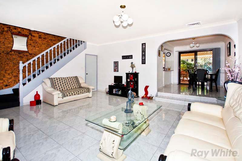 36 Ainsworth Crescent, WETHERILL PARK NSW 2164, Wetherill Park - Thumbnail 2