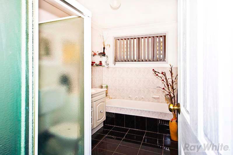 36 Ainsworth Crescent, WETHERILL PARK NSW 2164, Wetherill Park - Thumbnail 5