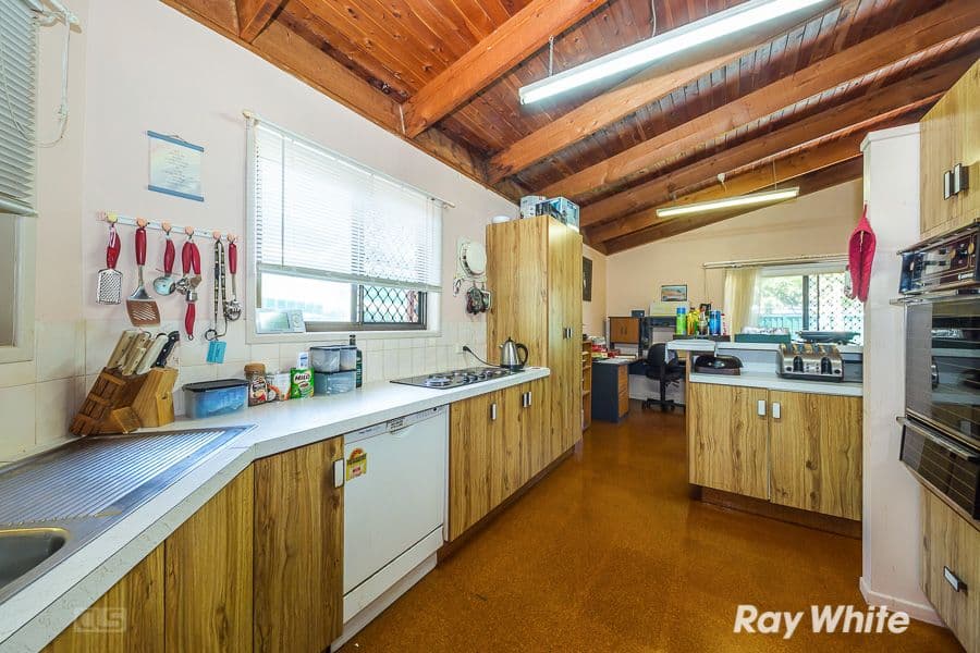 29 Wirraway Street, Bongaree QLD 4507, Bongaree - Thumbnail 2