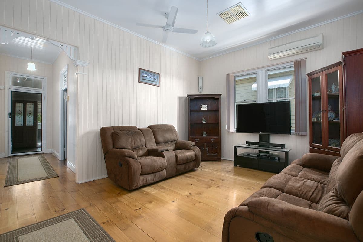 19 Carville Street, Annerley QLD 4103, Annerley - Thumbnail 2