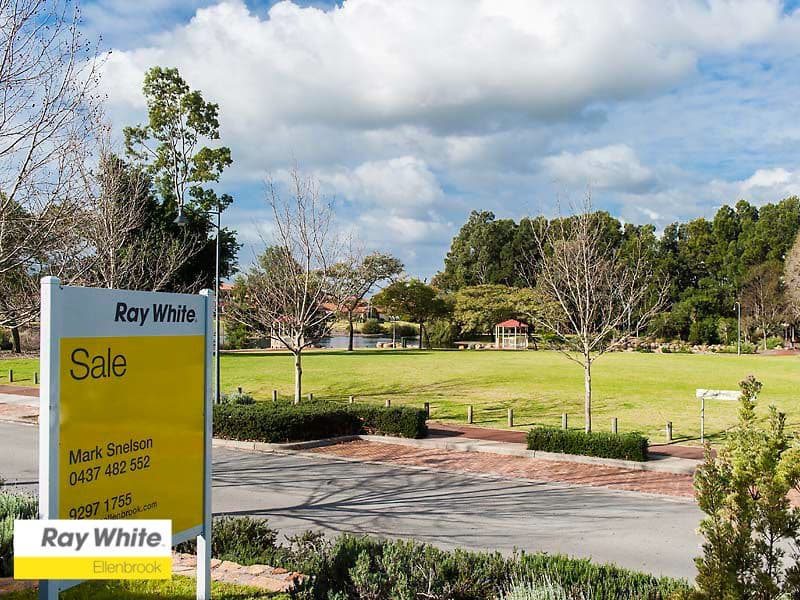 29 Highpoint Boulevard, ELLENBROOK WA 6069, Ellenbrook - Thumbnail 2