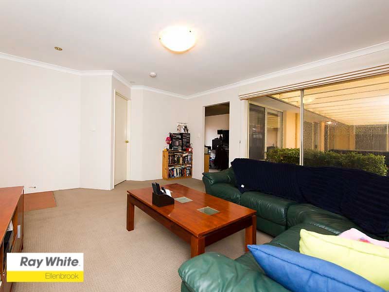 29 Highpoint Boulevard, ELLENBROOK WA 6069, Ellenbrook - Thumbnail 4