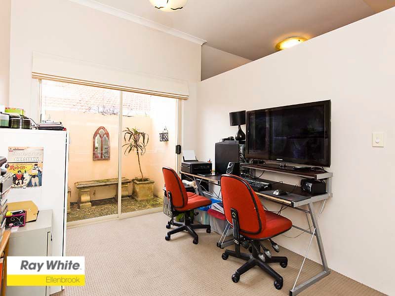 29 Highpoint Boulevard, ELLENBROOK WA 6069, Ellenbrook - Thumbnail 7