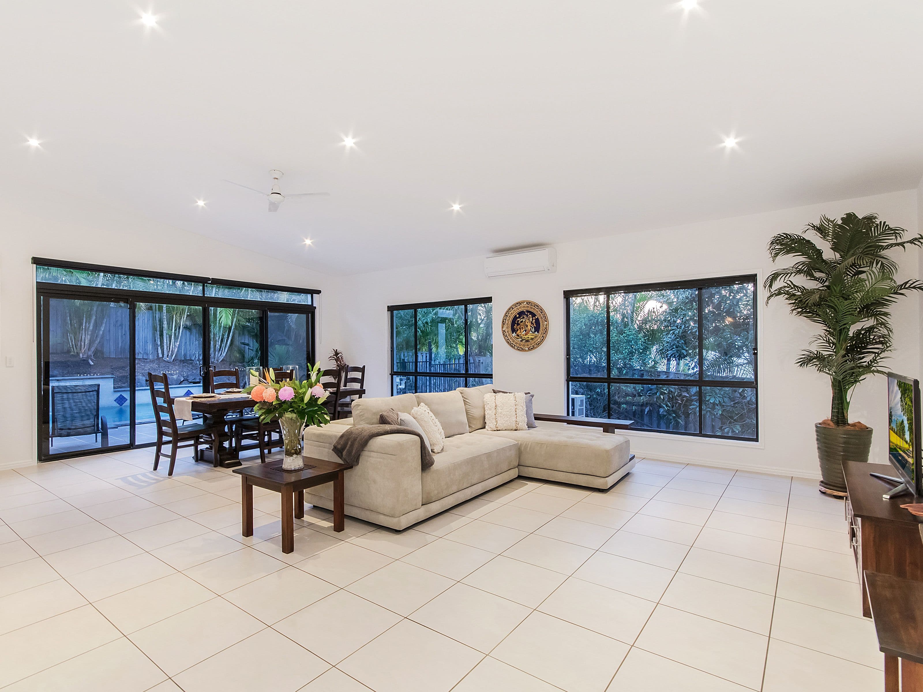 15 Hewson Court, Mudgeeraba QLD 4213, Mudgeeraba - Thumbnail 5